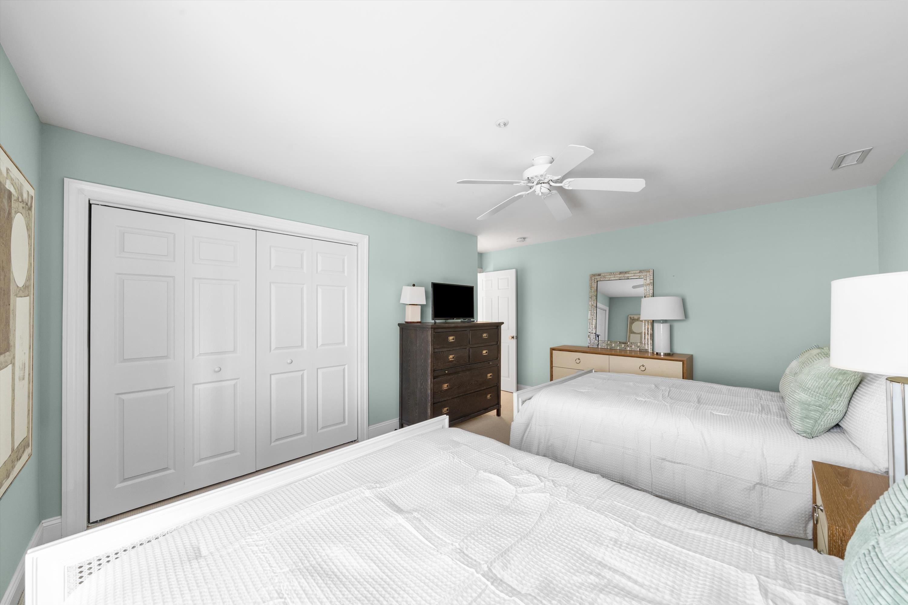 1127 Stone Harbor Boulevard