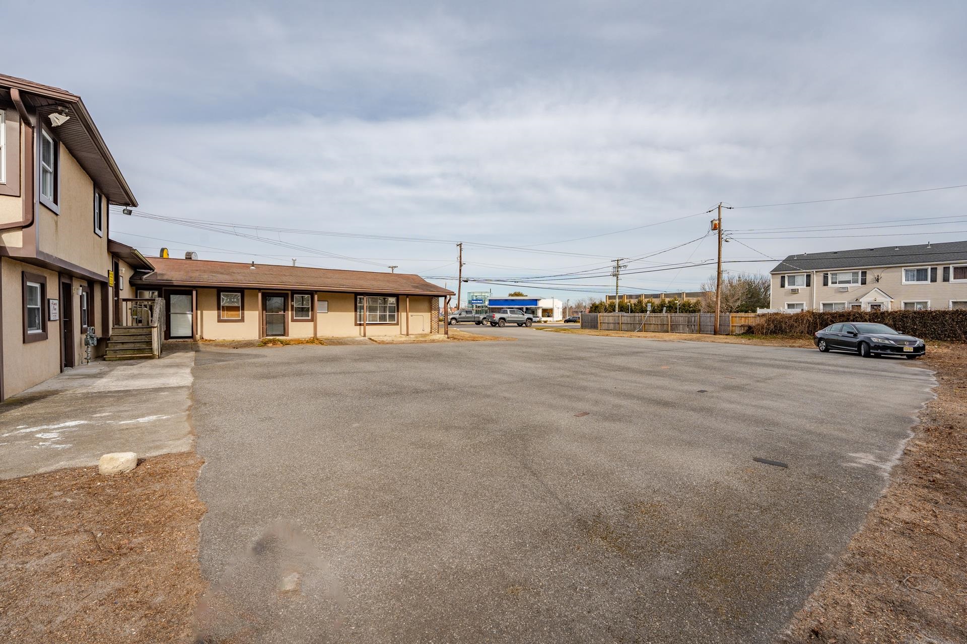 98 New Road - Picture 4