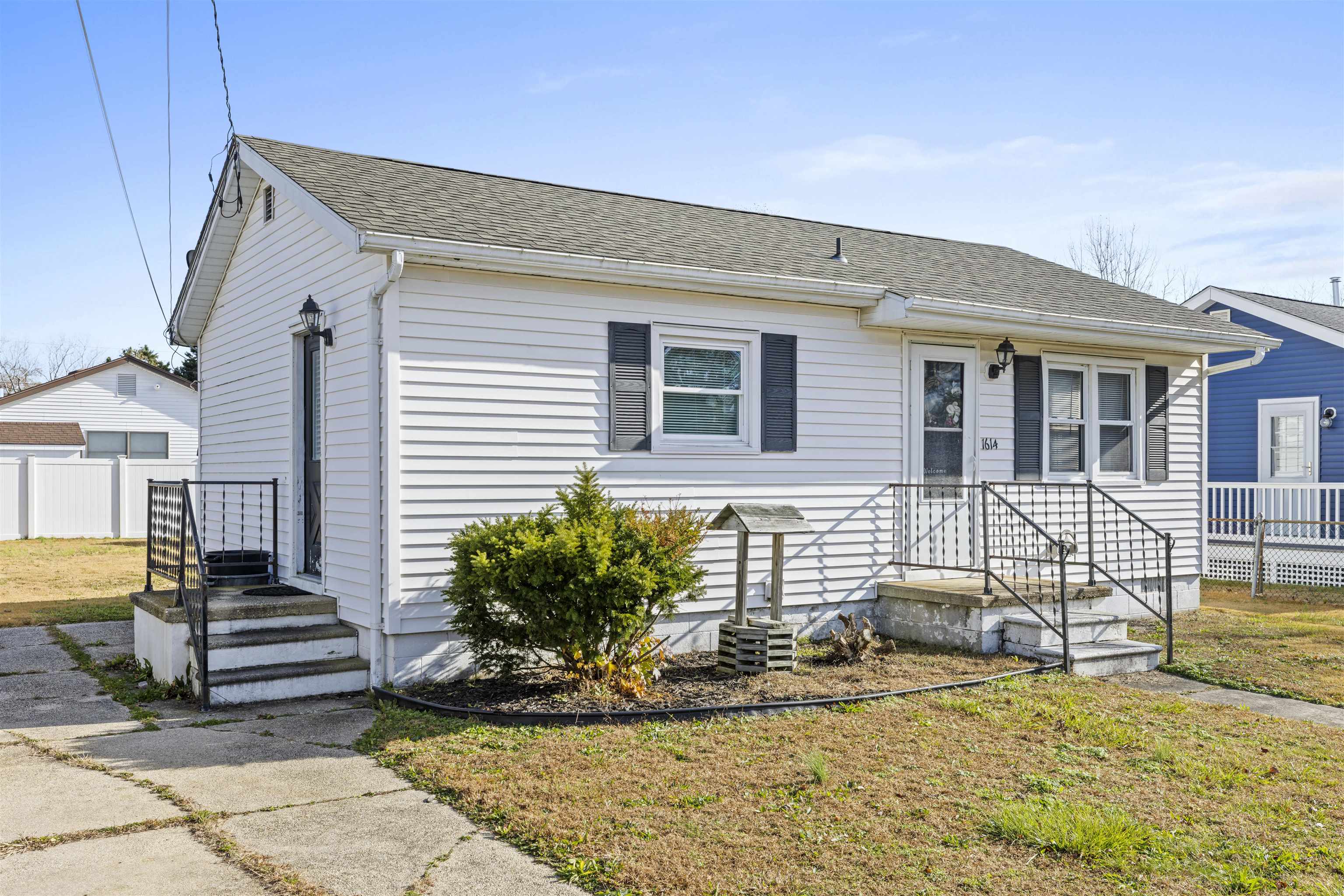 1614 Star Avenue - Picture 2