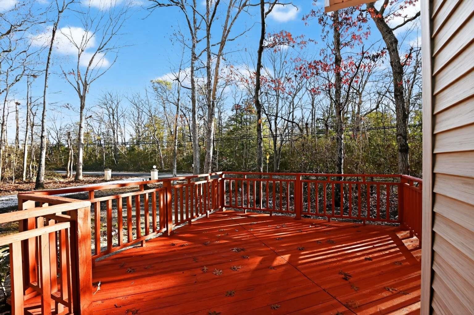 271 Academy Road - Picture 4