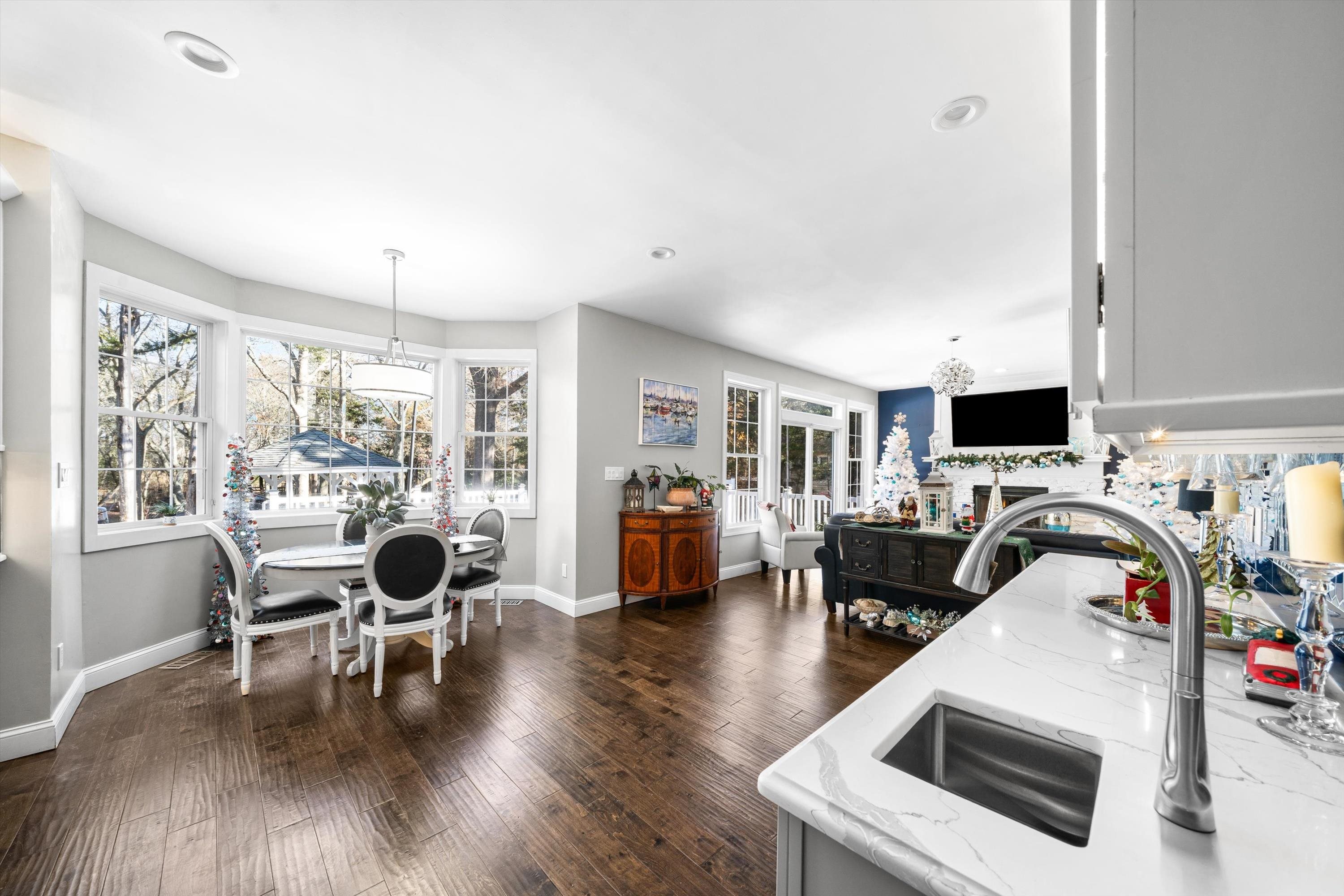 55 Cedar Meadow Drive - Picture 5