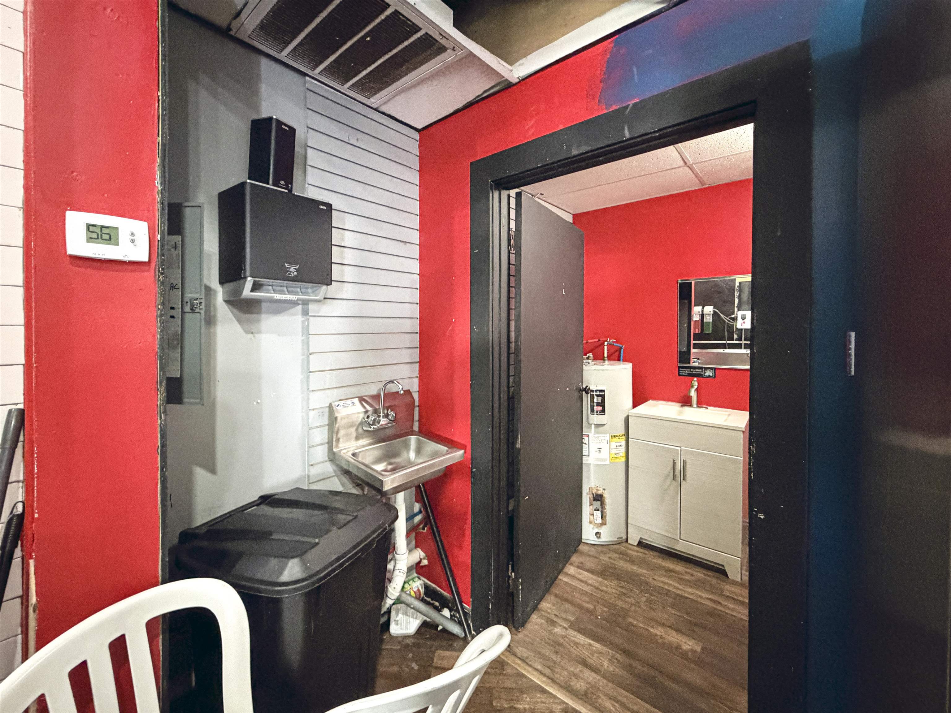 713 Beach Avenue - Picture 21