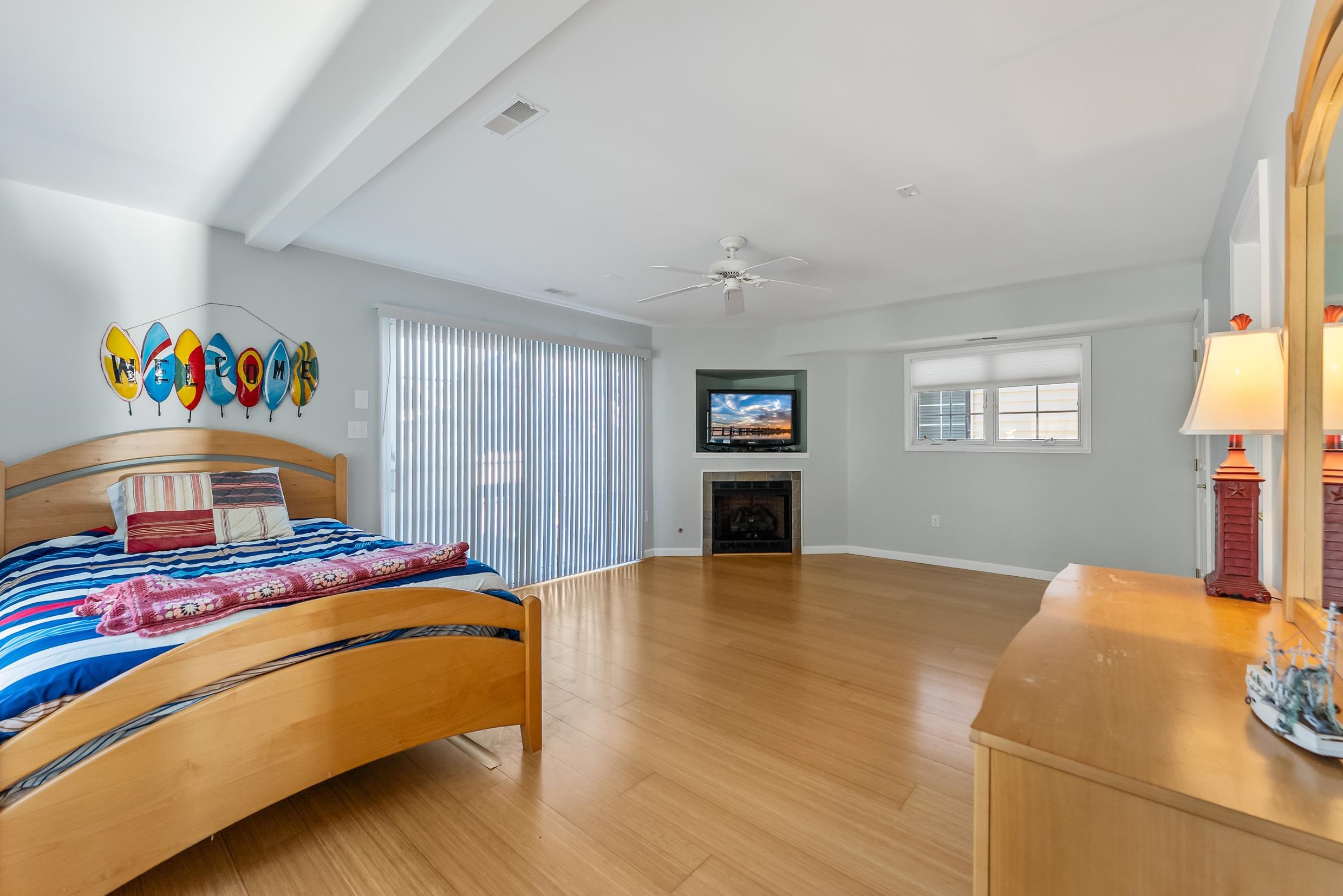 115 W Cardinal Road - Picture 16