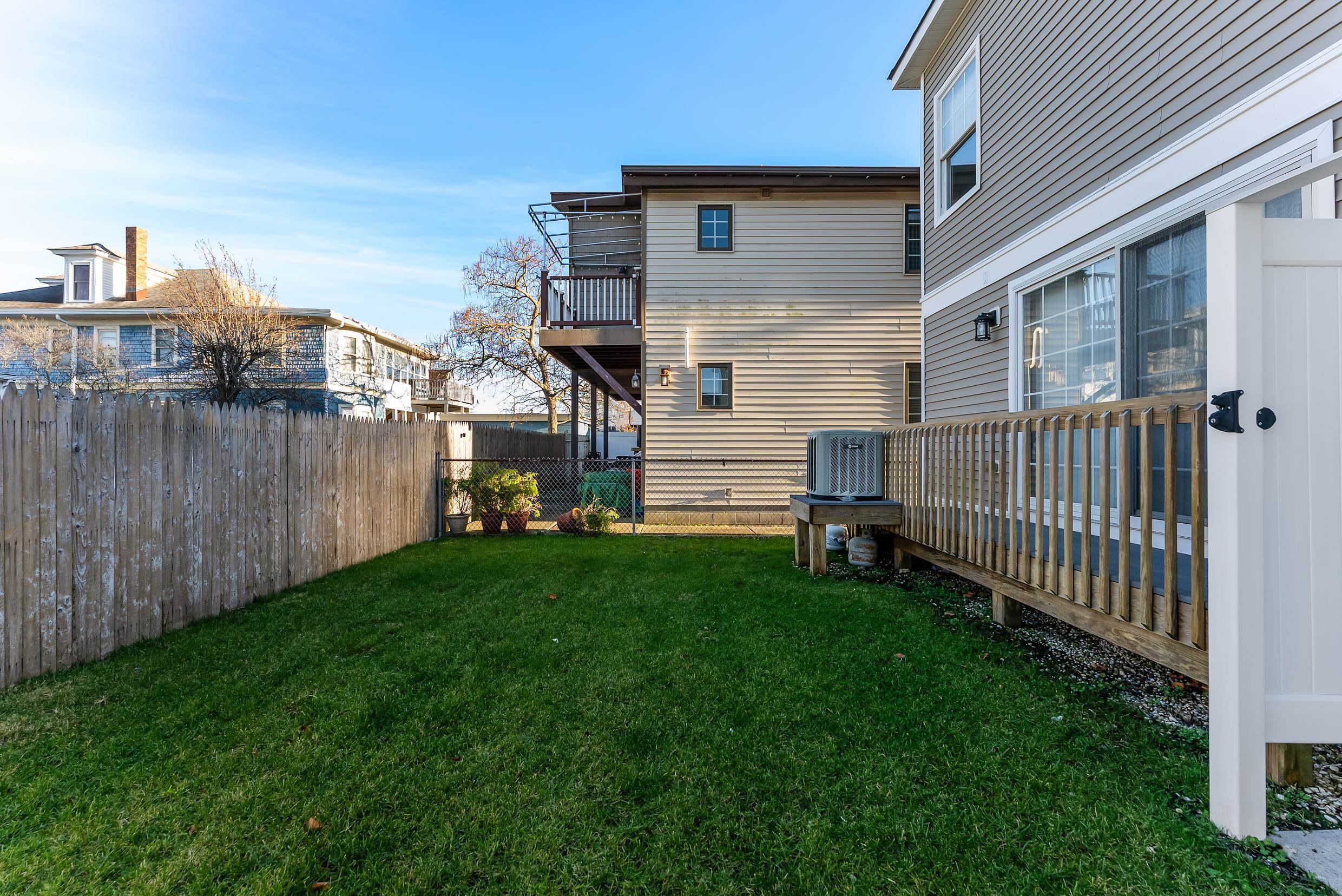 115 W Cardinal Road - Picture 22