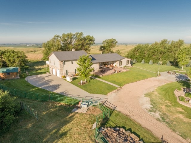 5292 Eagle Road , Kearney NE 68845 - (MLS#20200517 ...
