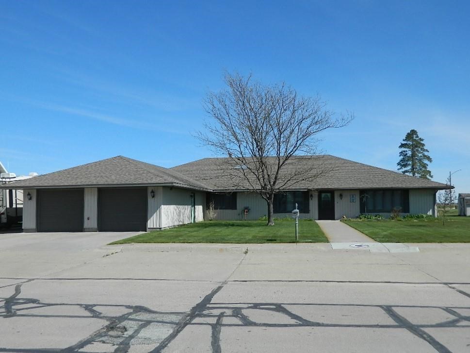 716 E 16th Street , Cozad, NE 69130 (MLS20210522) Nebraska Realty