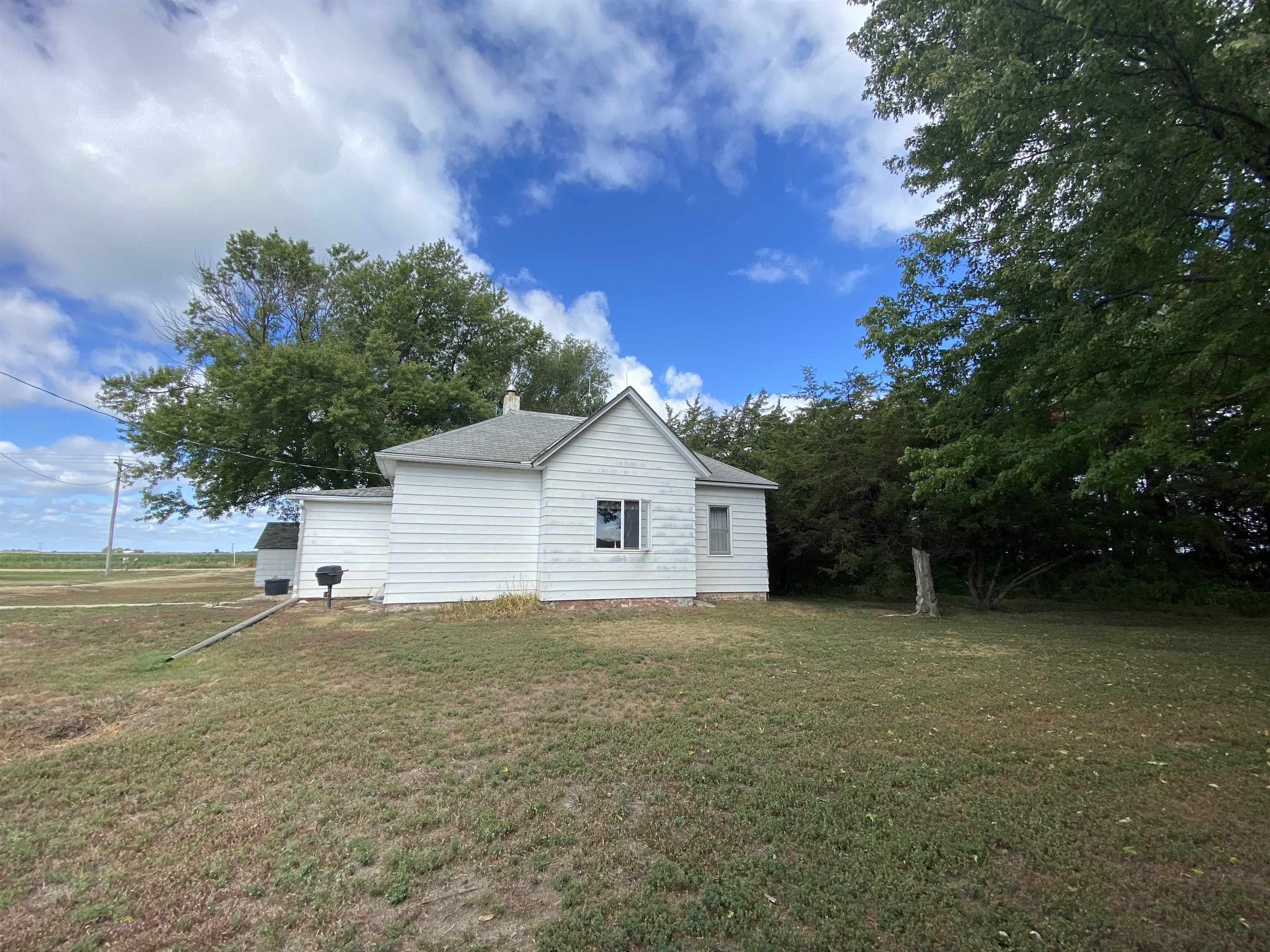 6725 S Blaine Avenue , Glenvil, NE 68941 (MLS20221087) Nebraska Realty