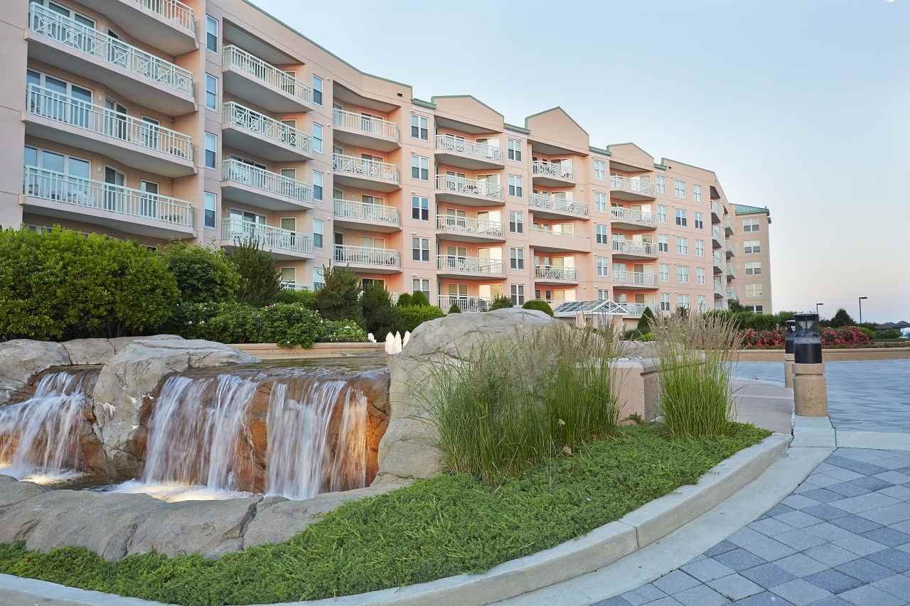 9901 Seapointe Boulevard - Lower Township