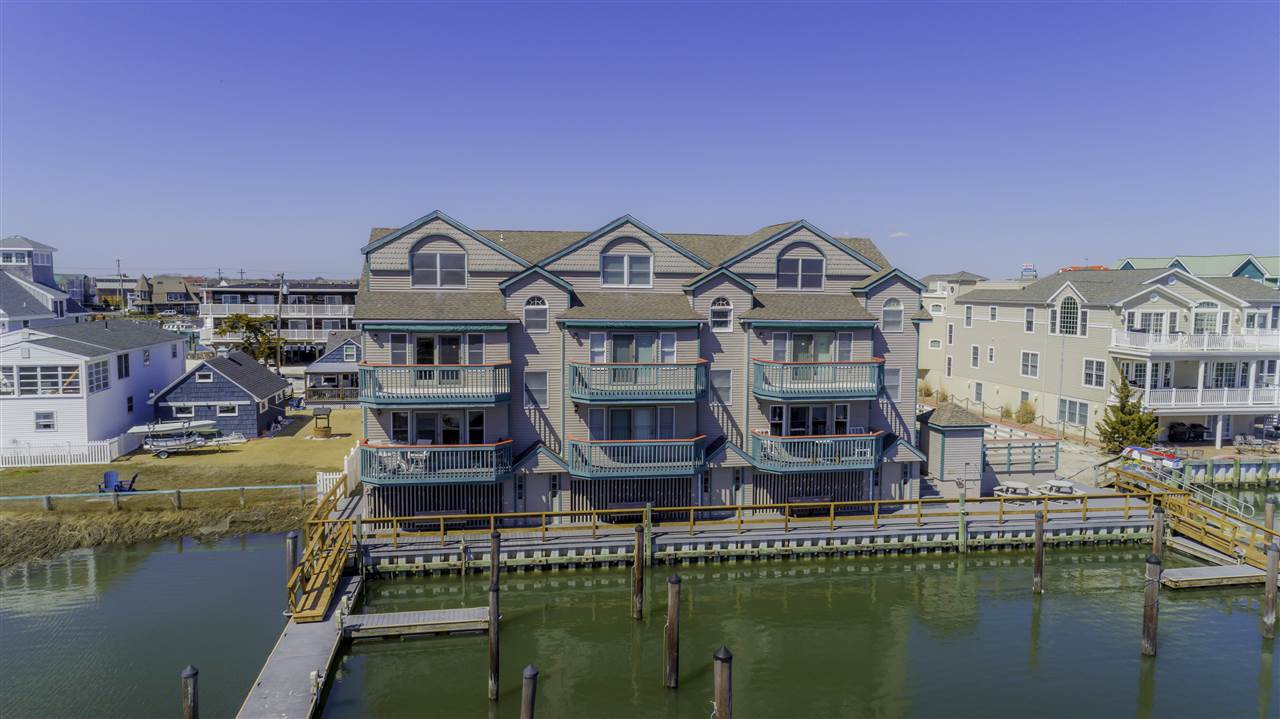 1520 Yacht Avenue - Cape May