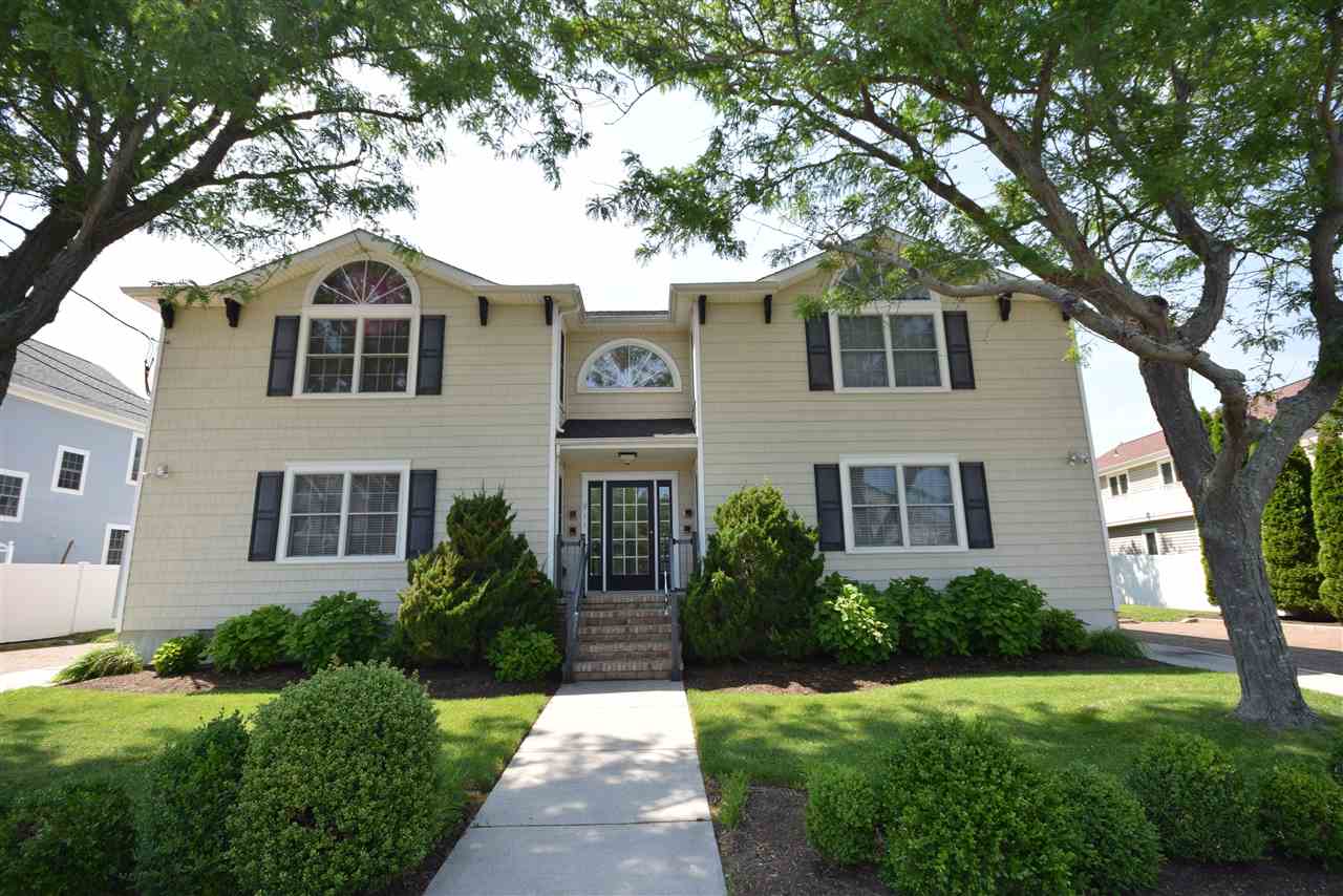 911 Columbia Avenue - Cape May