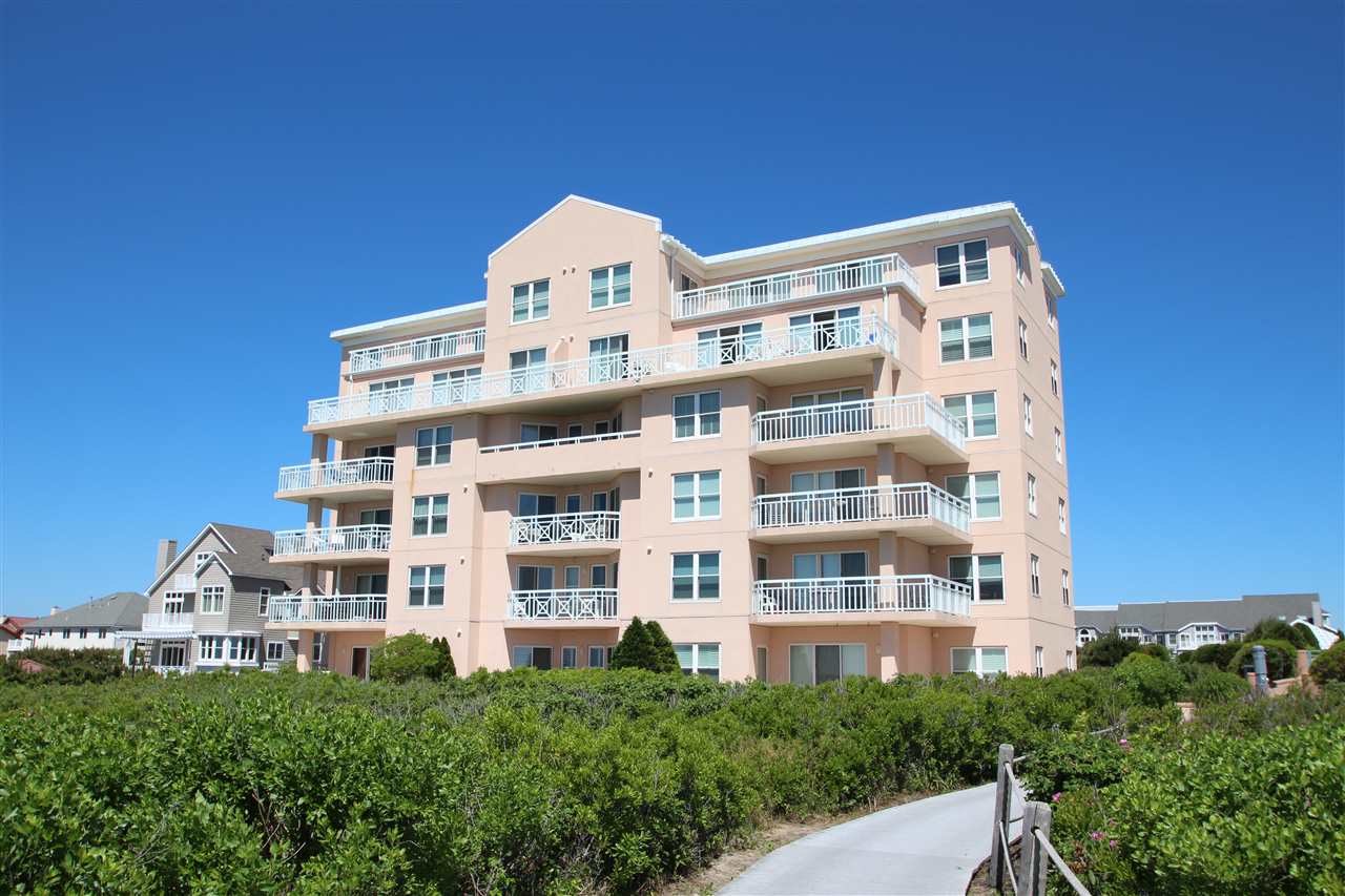 9905 Seapointe Boulevard - Lower Township