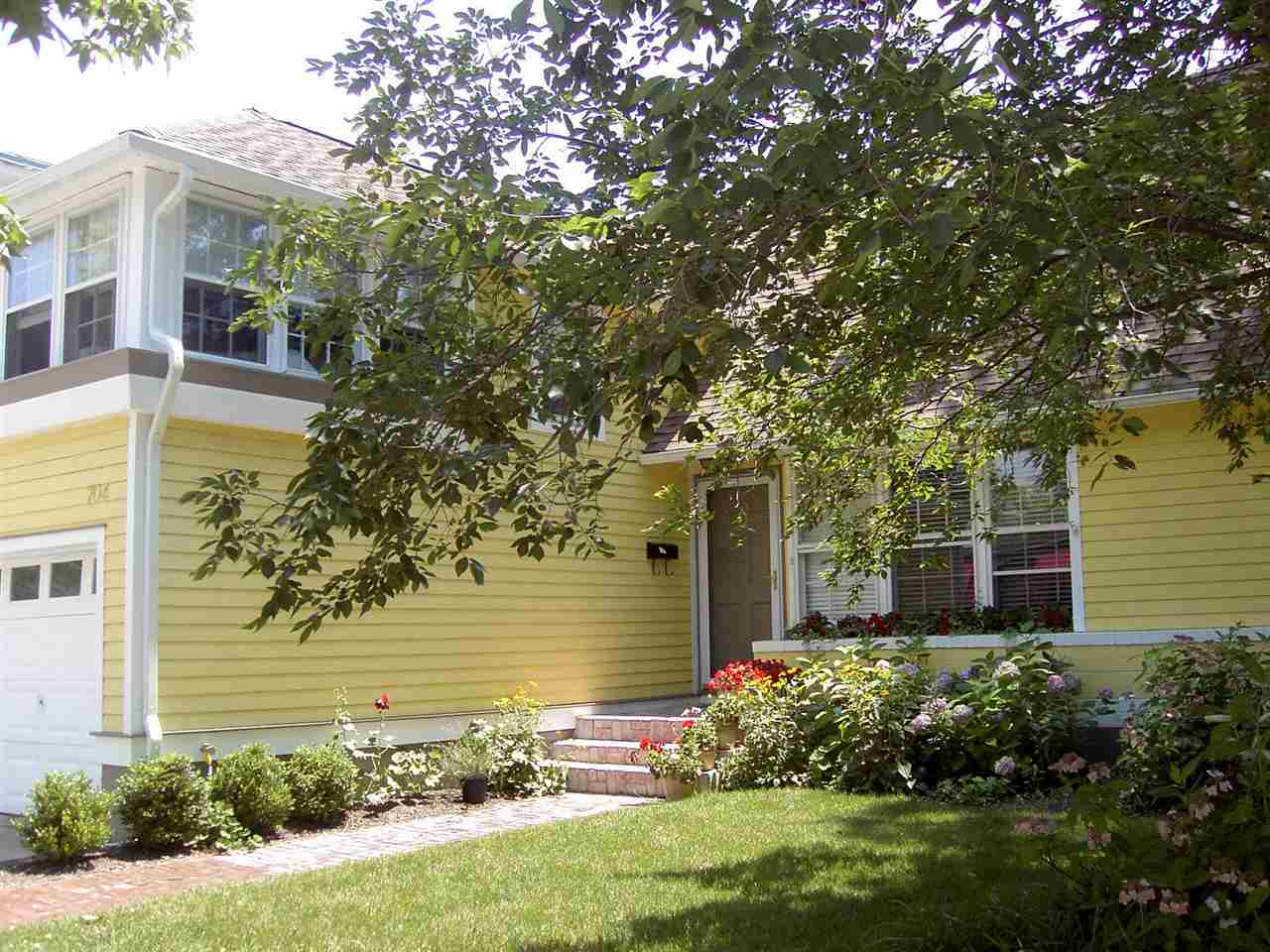 704 Columbia Avenue - Cape May