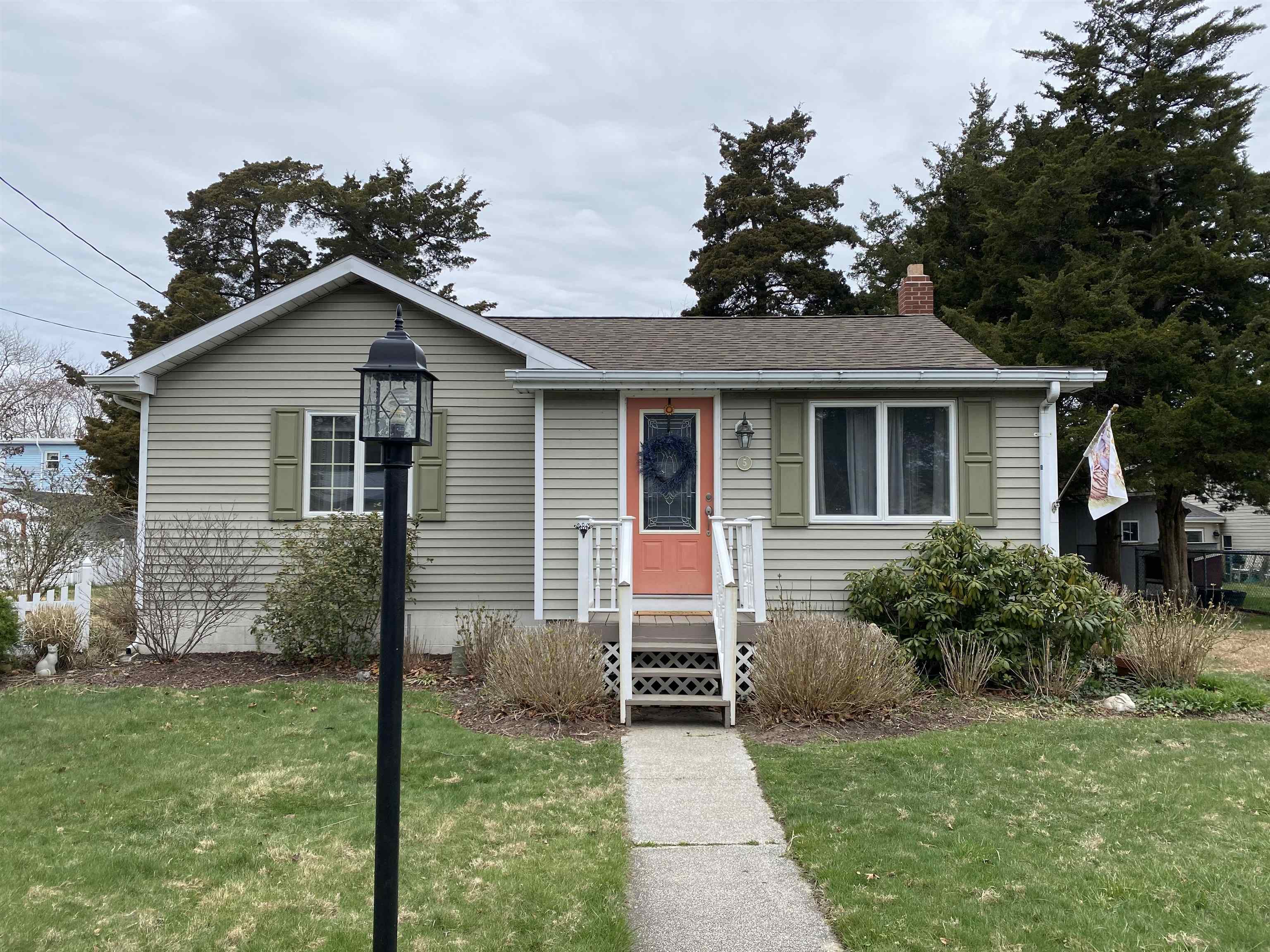 5 S 8th Street - Del Haven