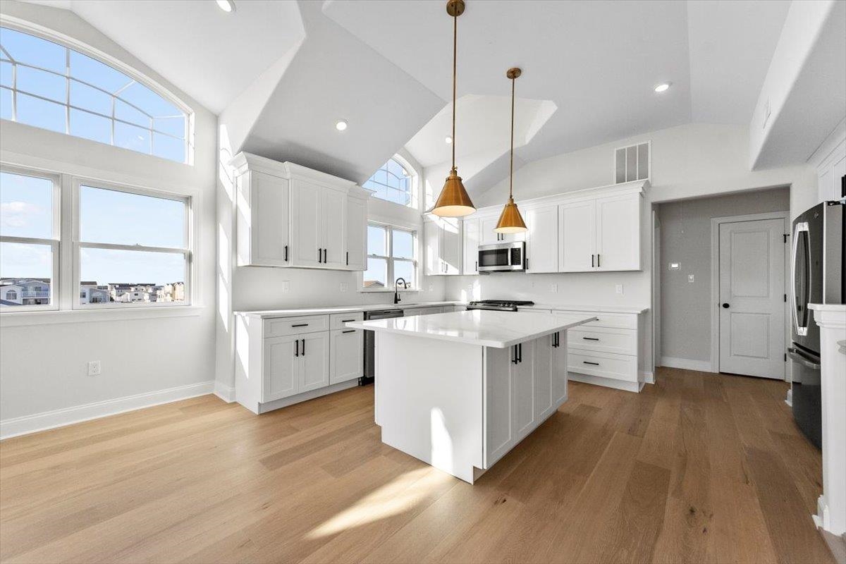 227 40th Street - Picture 13