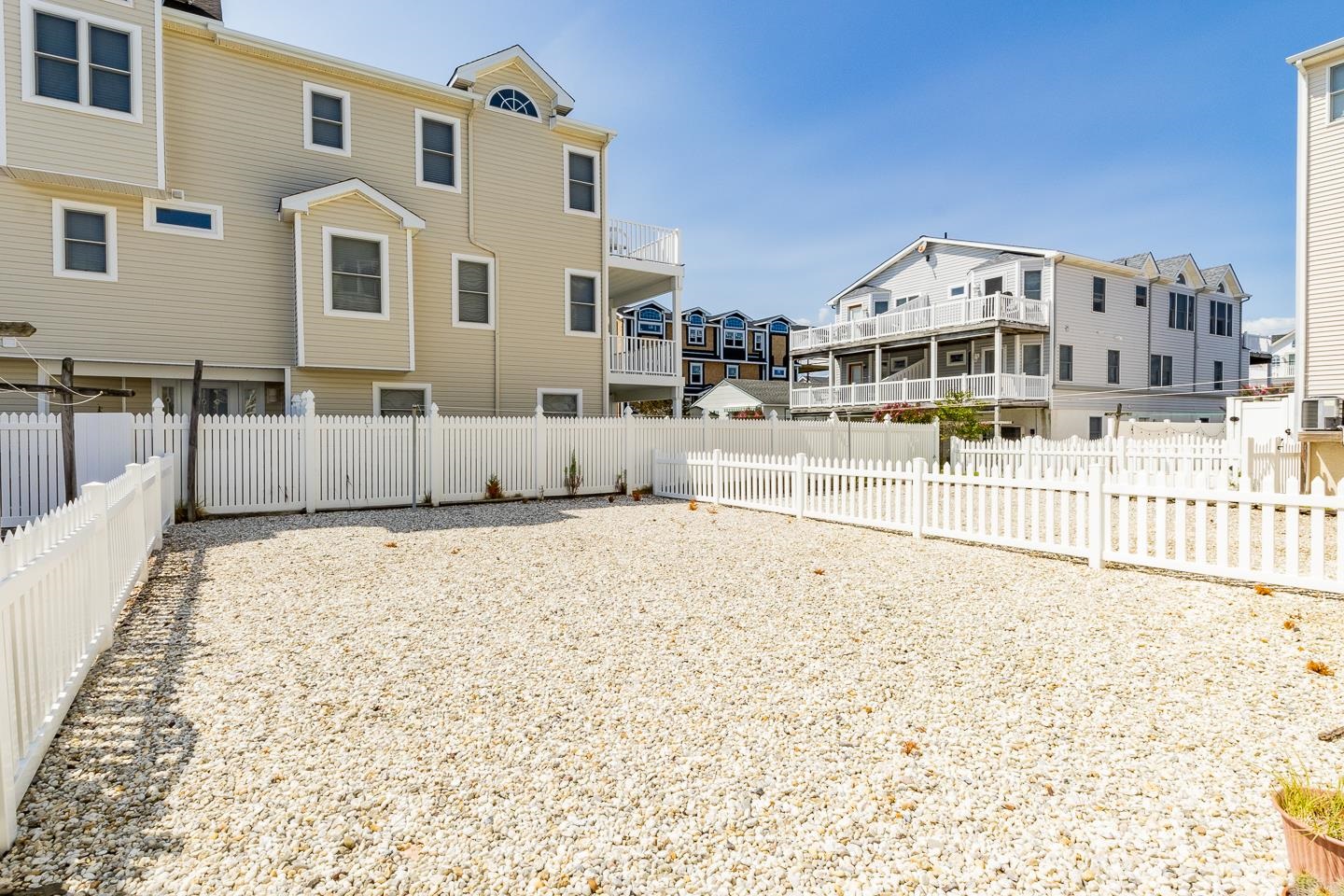 Freda Real Estate Sea Isle