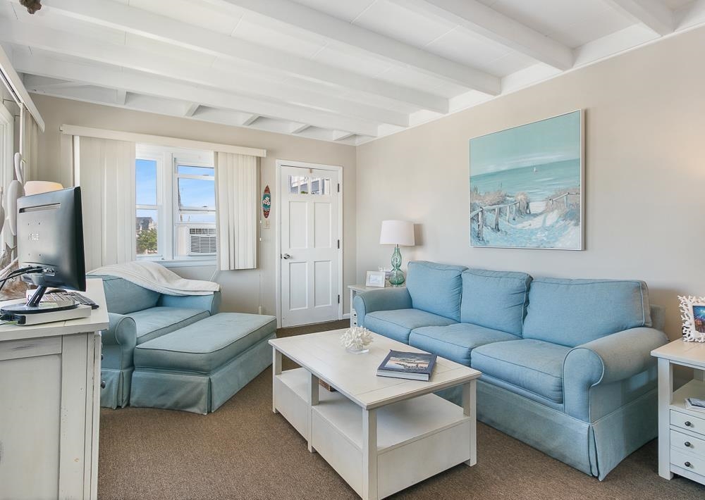 https://cdnparap40.paragonrels.com/ParagonImages/Property/P4/CAPEMAY/232593/7/0/0/d226ac594982cf86aee4972706beef51/1/c2b6054882b18dda8dab280264721252/232593-7.JPG