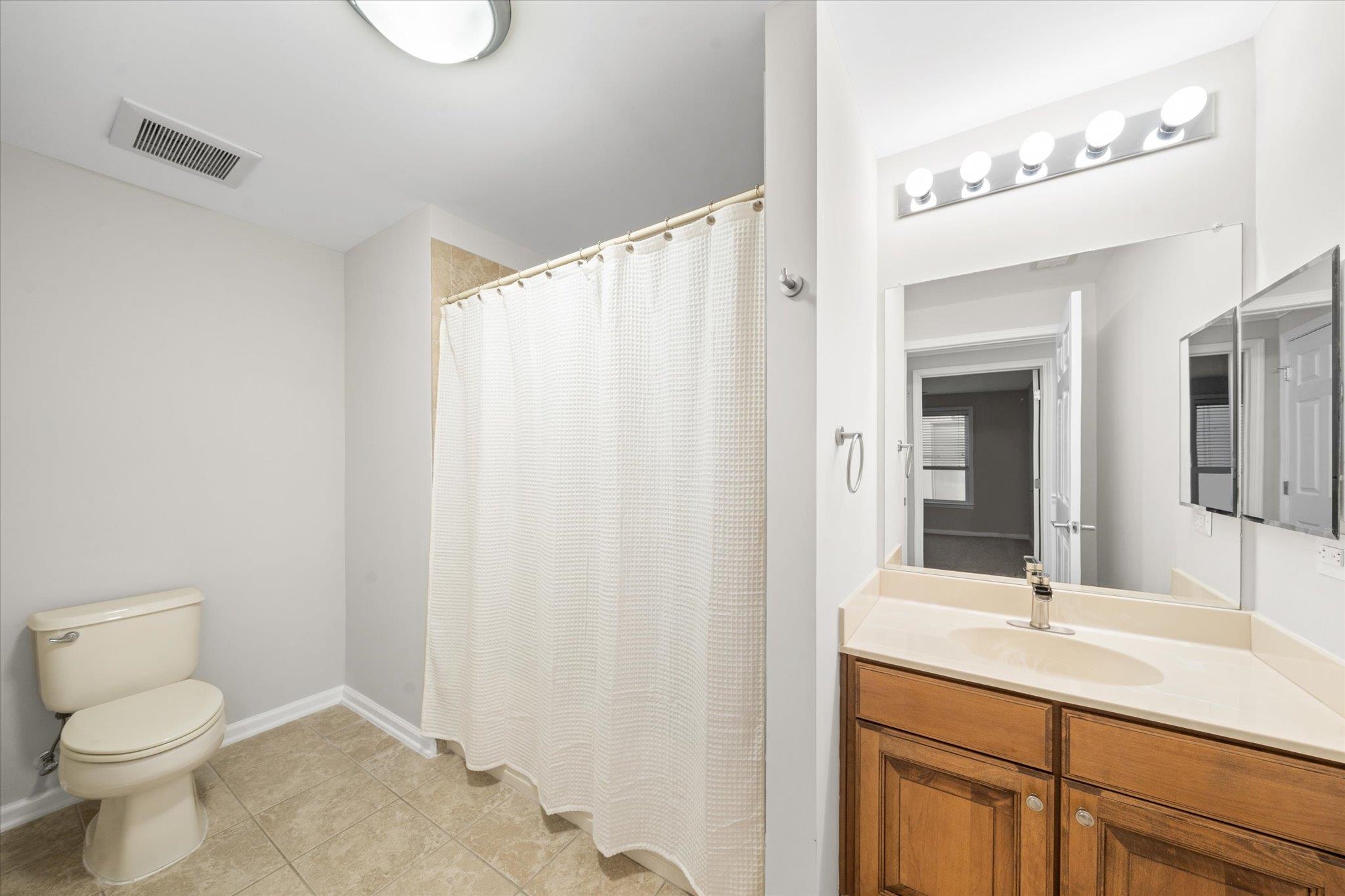 2102 Seaboard Circle - Picture 8