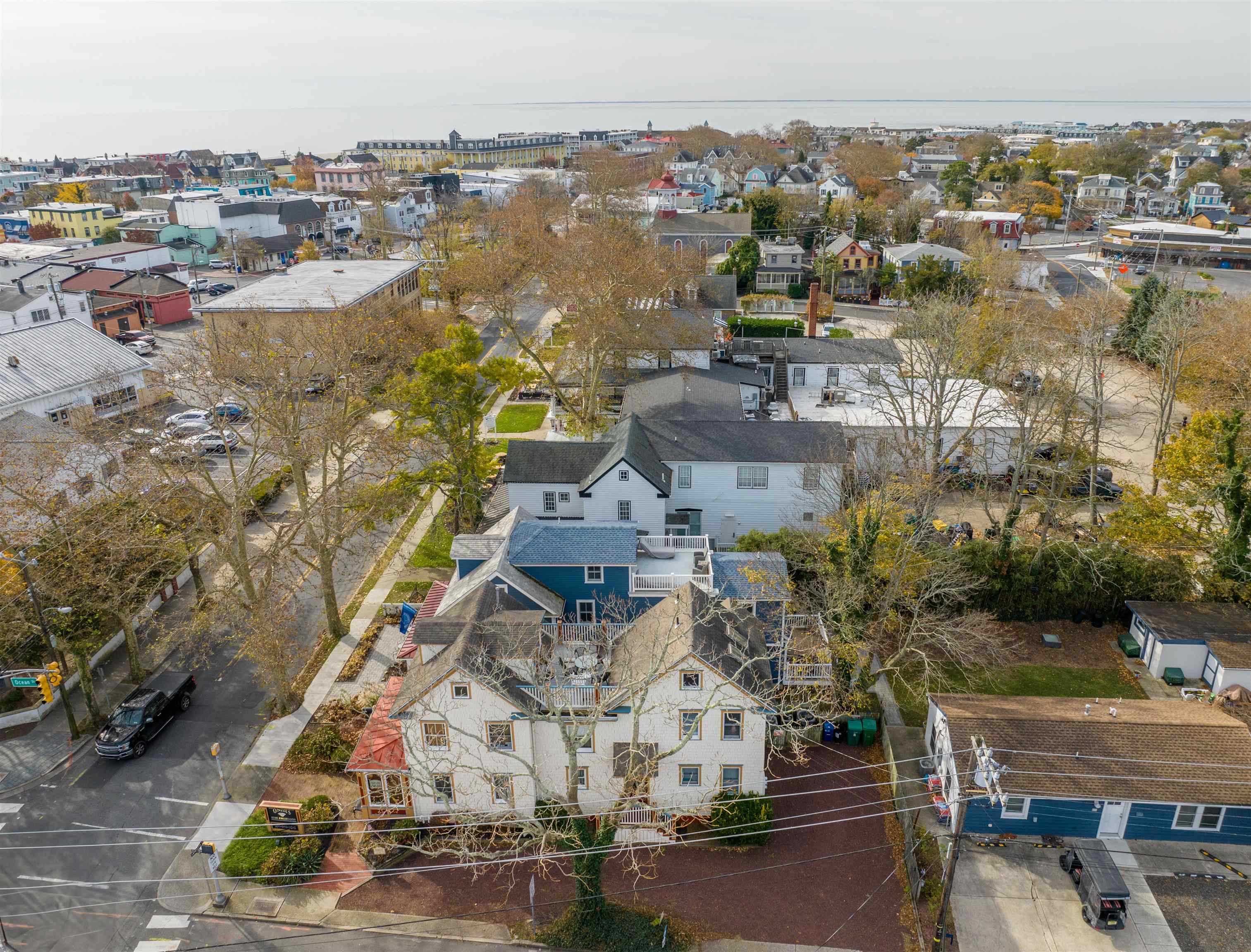 https://cdnparap40.paragonrels.com/ParagonImages/Property/P4/CAPEMAY/233122/17/0/0/48a95249d7292884d00c978923d0df8c/1/12f946d80a92f686e24a88bd8586bdbb/233122-17.JPG