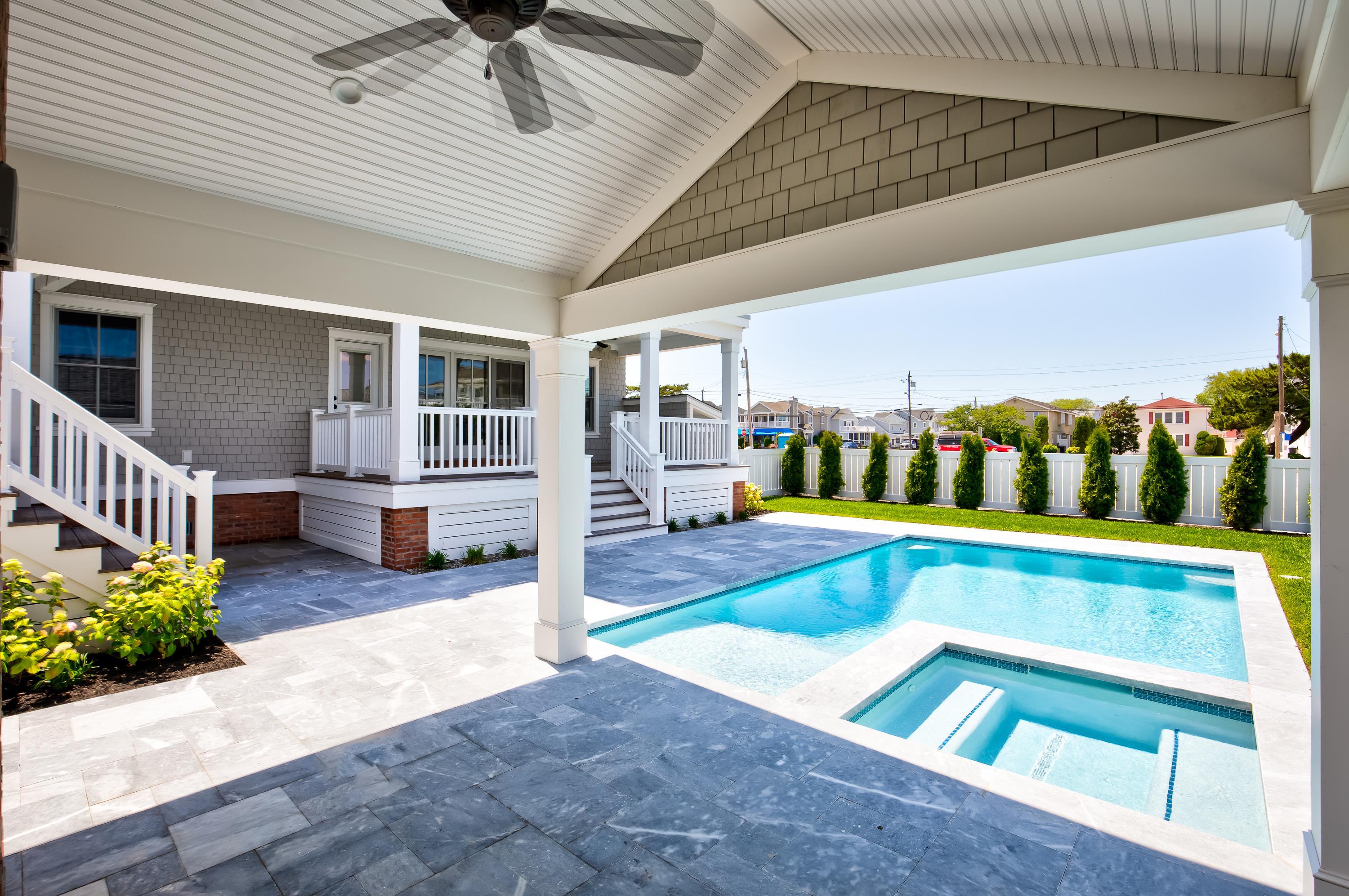 136 107th Street - Picture 43