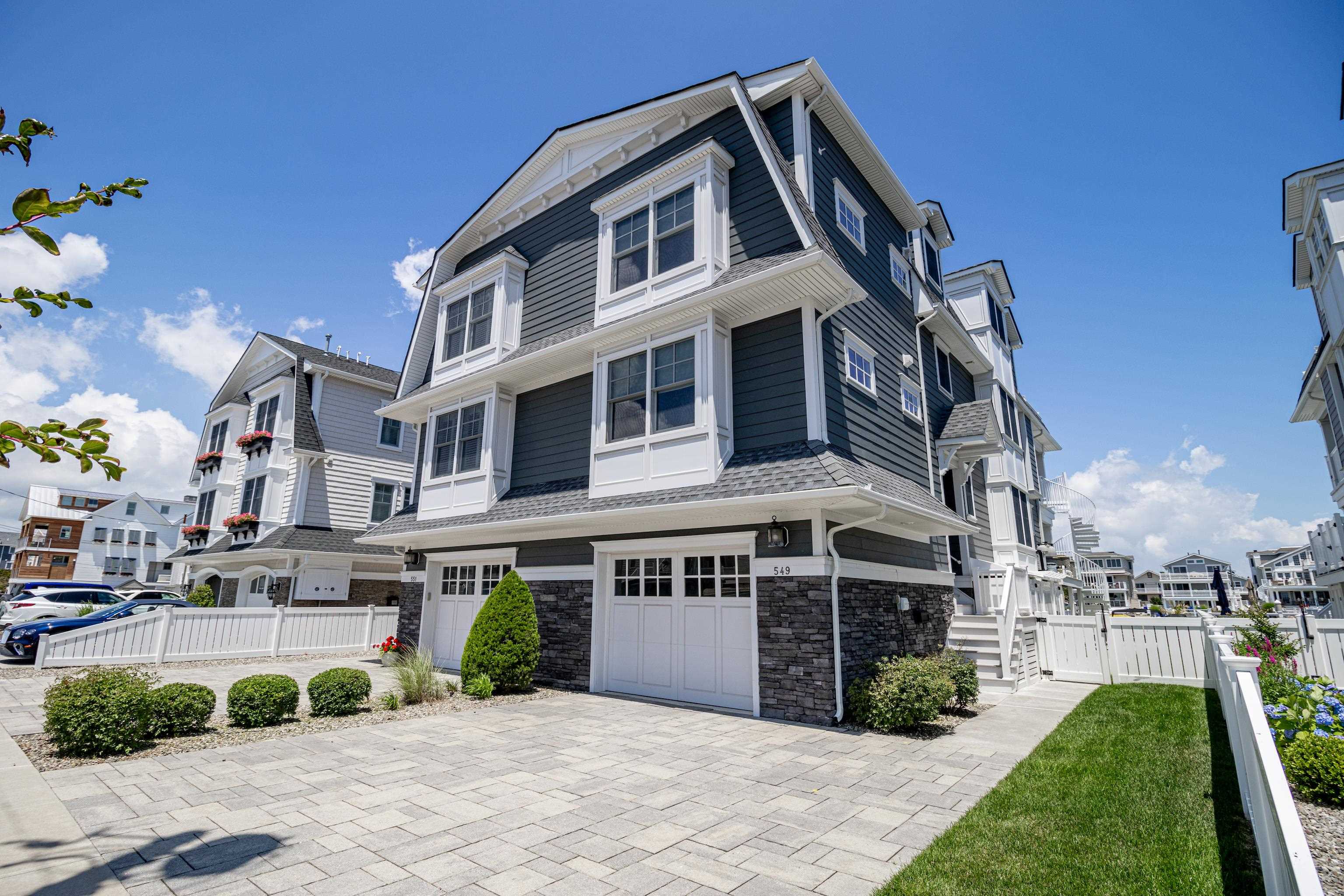 549 24th Street - Picture 1
