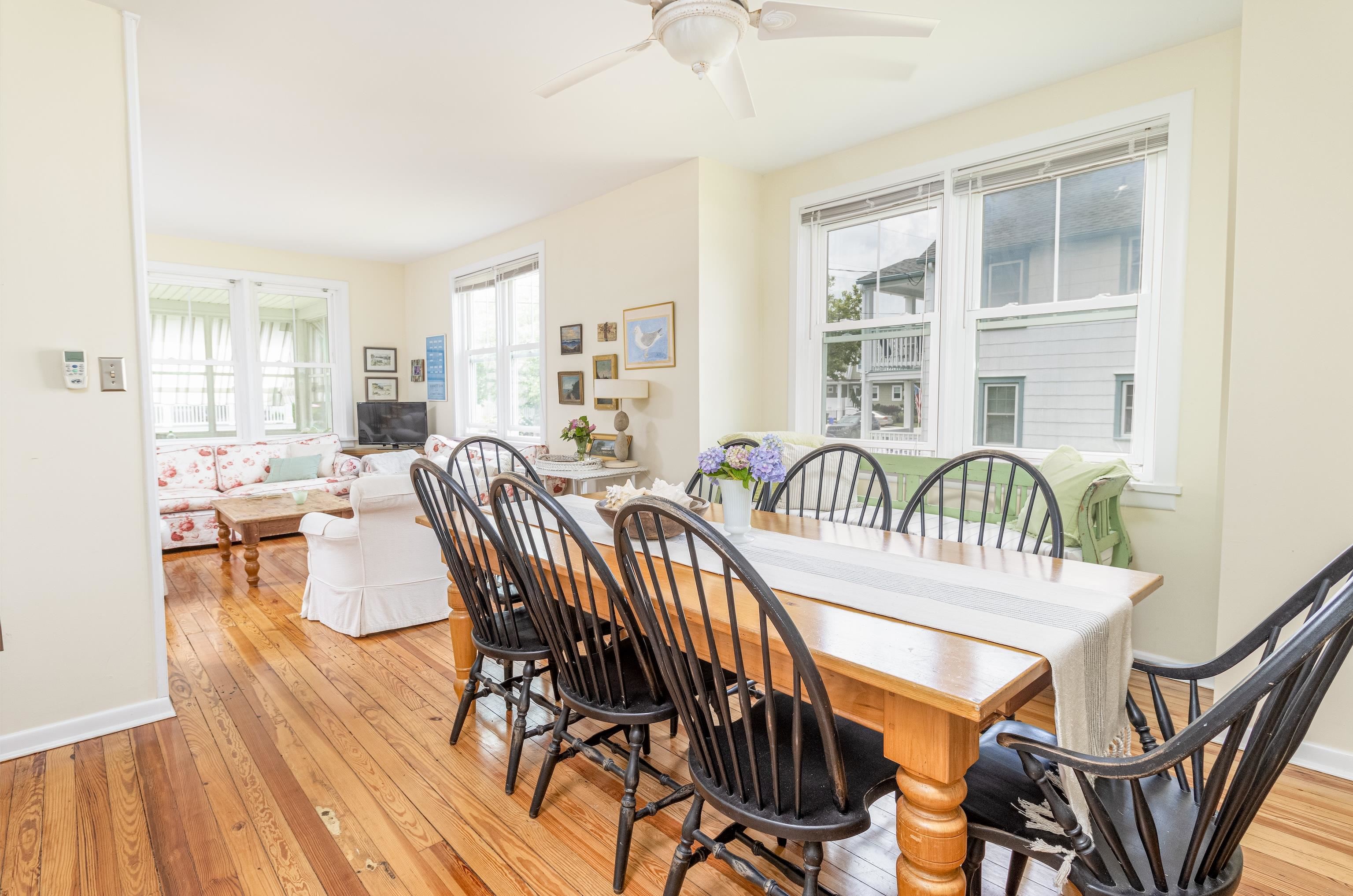 https://cdnparap40.paragonrels.com/ParagonImages/Property/P4/CAPEMAY/241725/12/0/0/3146d475a6d64adf5f068fc384822a1a/1/488f264600c3d663e422a1ff672b2622/241725-b0704ea8-4abc-41dd-85a7-158f5aa8293e.JPG
