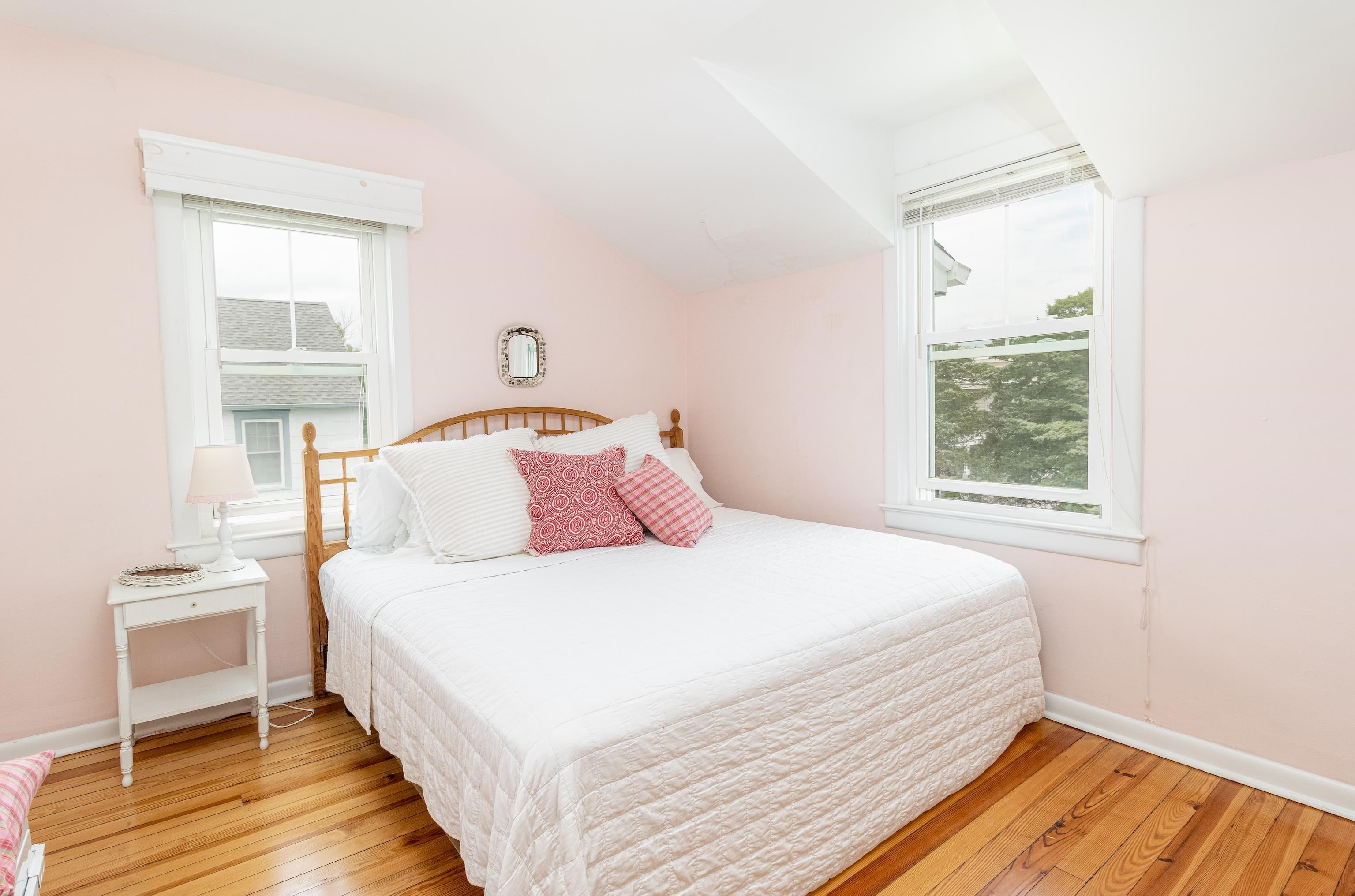 https://cdnparap40.paragonrels.com/ParagonImages/Property/P4/CAPEMAY/241725/20/0/0/8163642f58f7e42680d9465559f5d0a1/1/488f264600c3d663e422a1ff672b2622/241725-f5dad861-2ce2-4768-bd37-b499bd6545d7.JPG