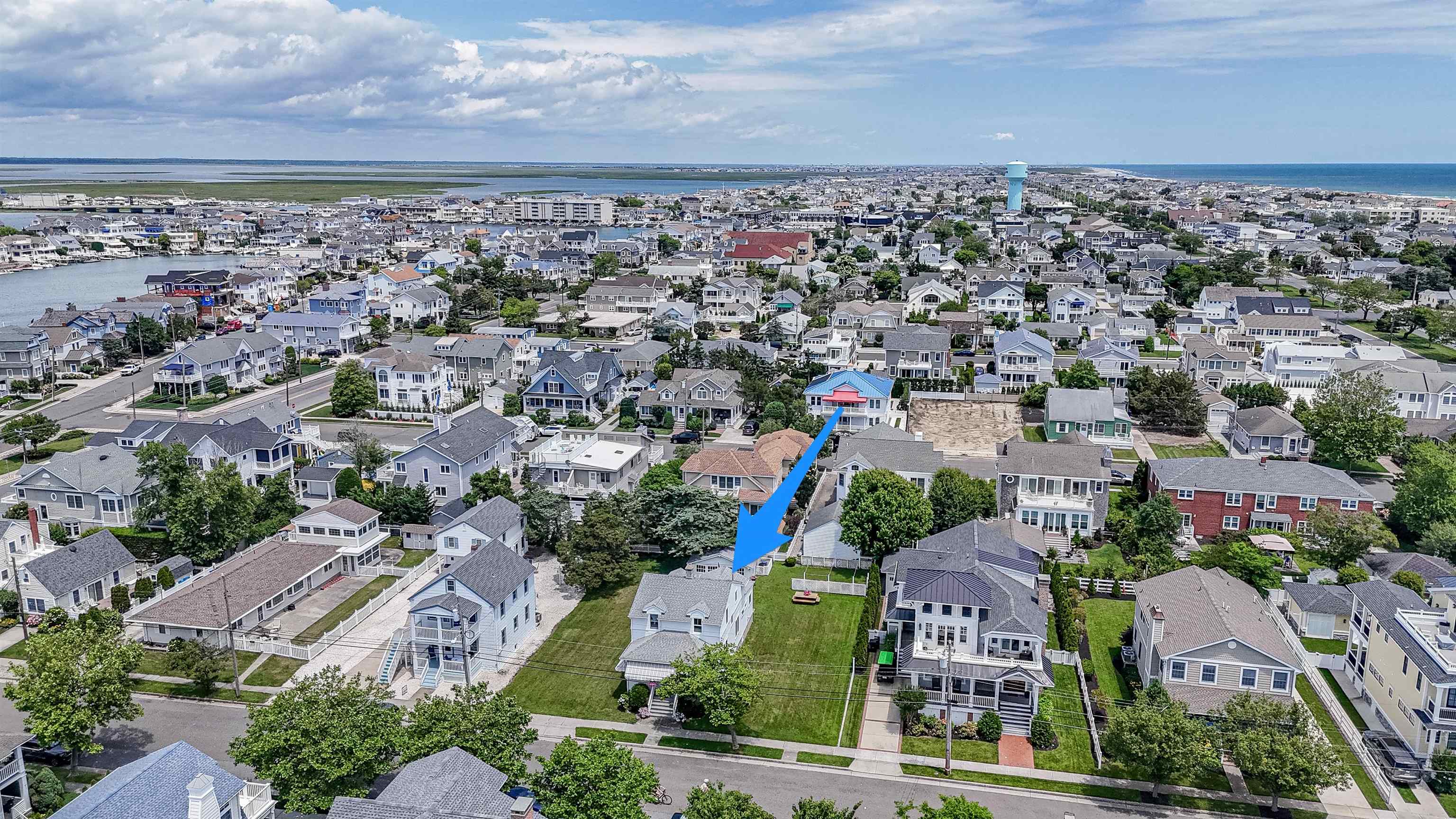 https://cdnparap40.paragonrels.com/ParagonImages/Property/P4/CAPEMAY/241725/25/0/0/1ef7aee2cee94b49b62a25f1b71f03c2/1/488f264600c3d663e422a1ff672b2622/241725-5b18e4b3-4434-499b-b8eb-17b1130d93e3.JPG