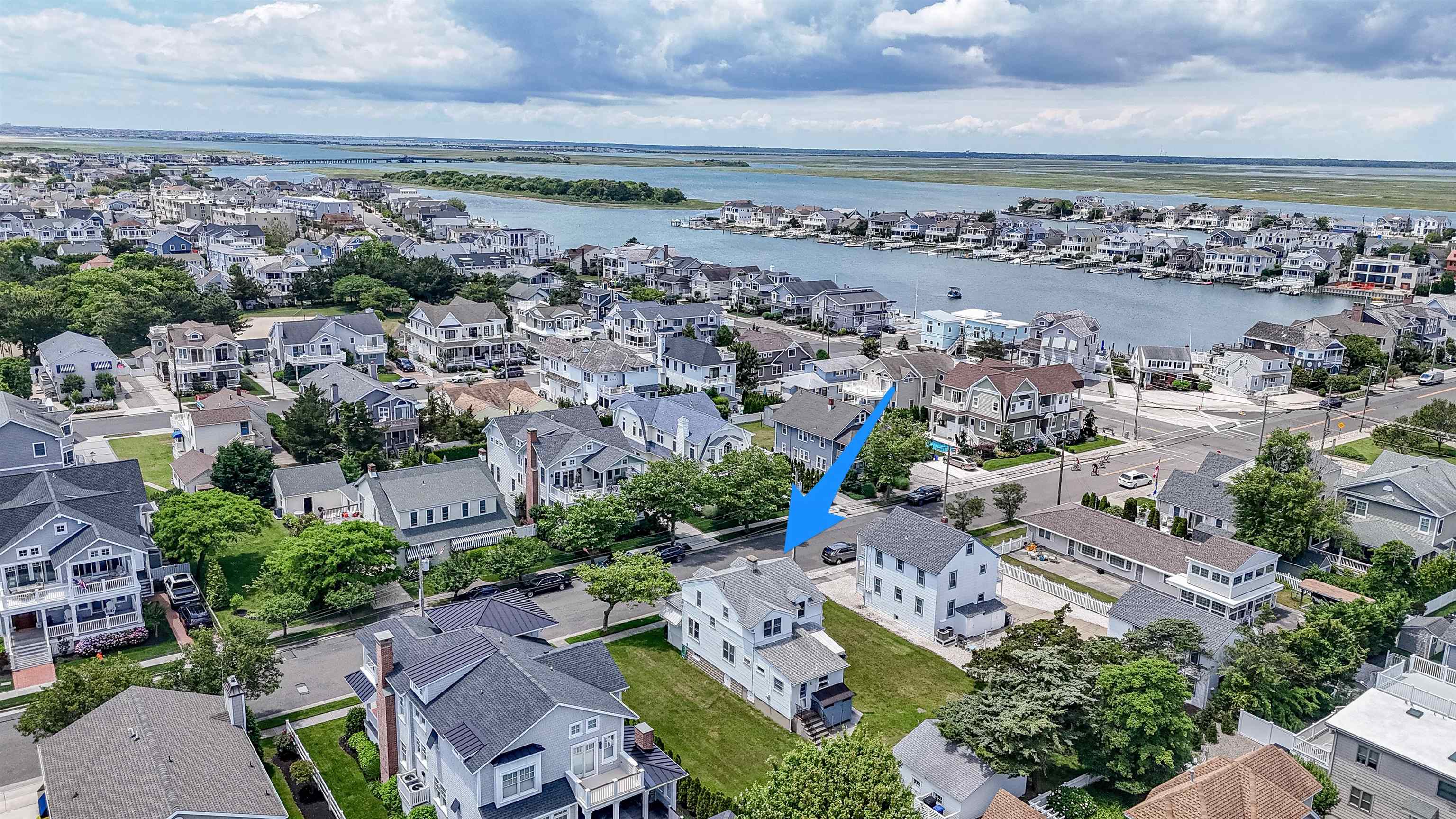 https://cdnparap40.paragonrels.com/ParagonImages/Property/P4/CAPEMAY/241725/5/0/0/5a5a6f3874bc01dc4359c9ab00536576/1/488f264600c3d663e422a1ff672b2622/241725-ec659137-81a2-44f6-a957-136fa0652e6b.JPG