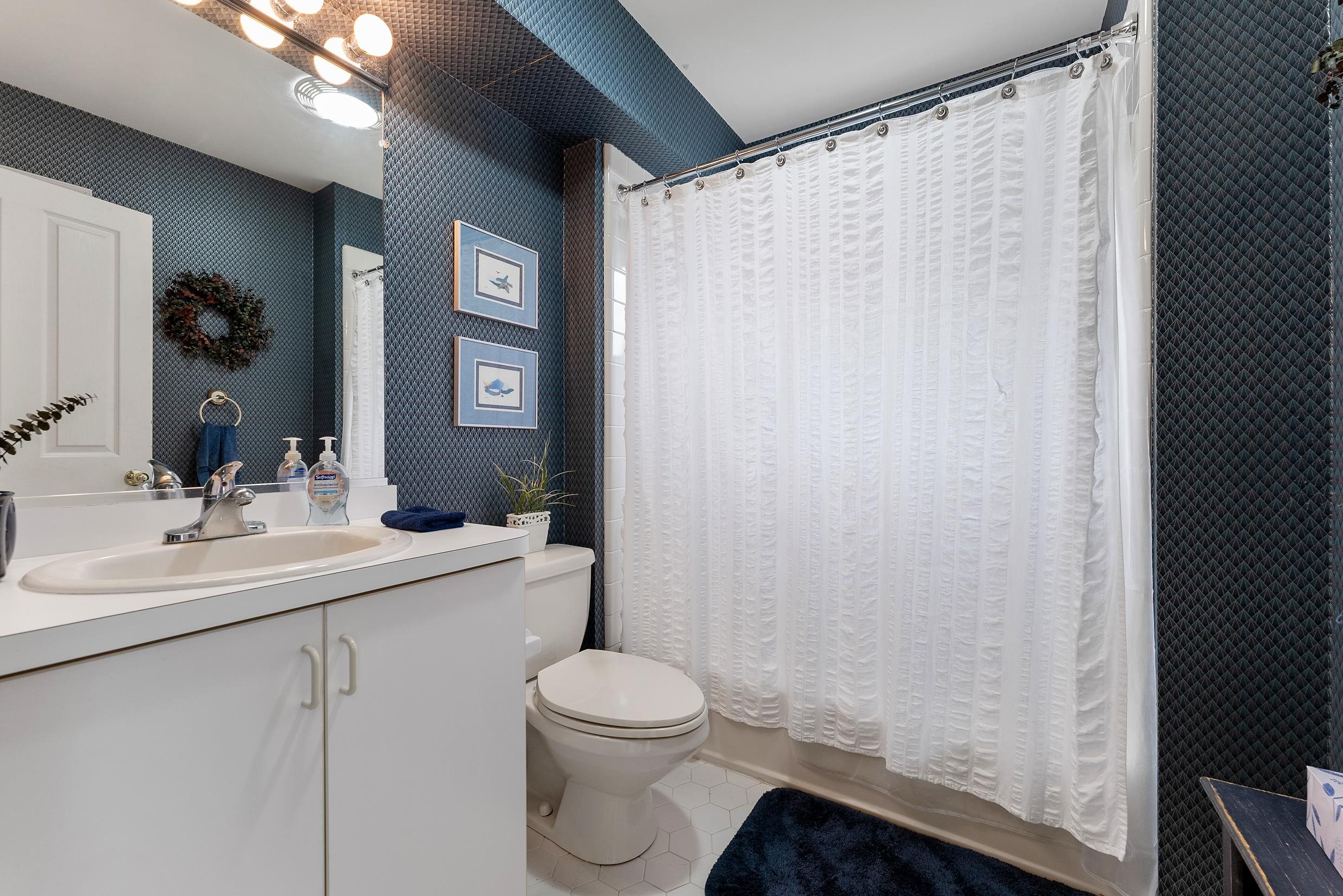 53 E 25th Street - Picture 23