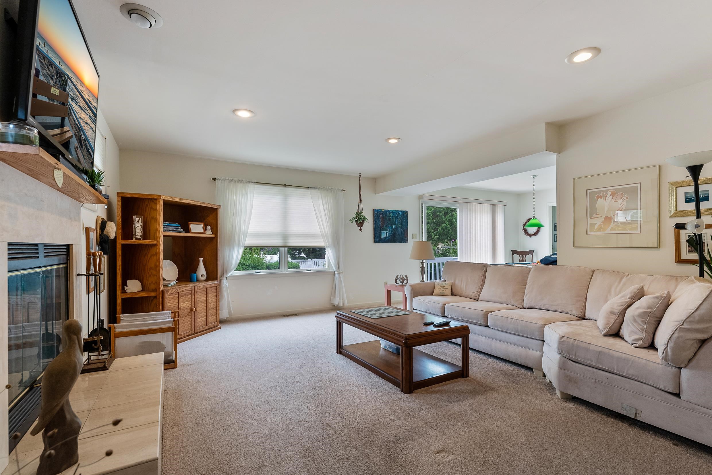 53 E 25th Street - Picture 4