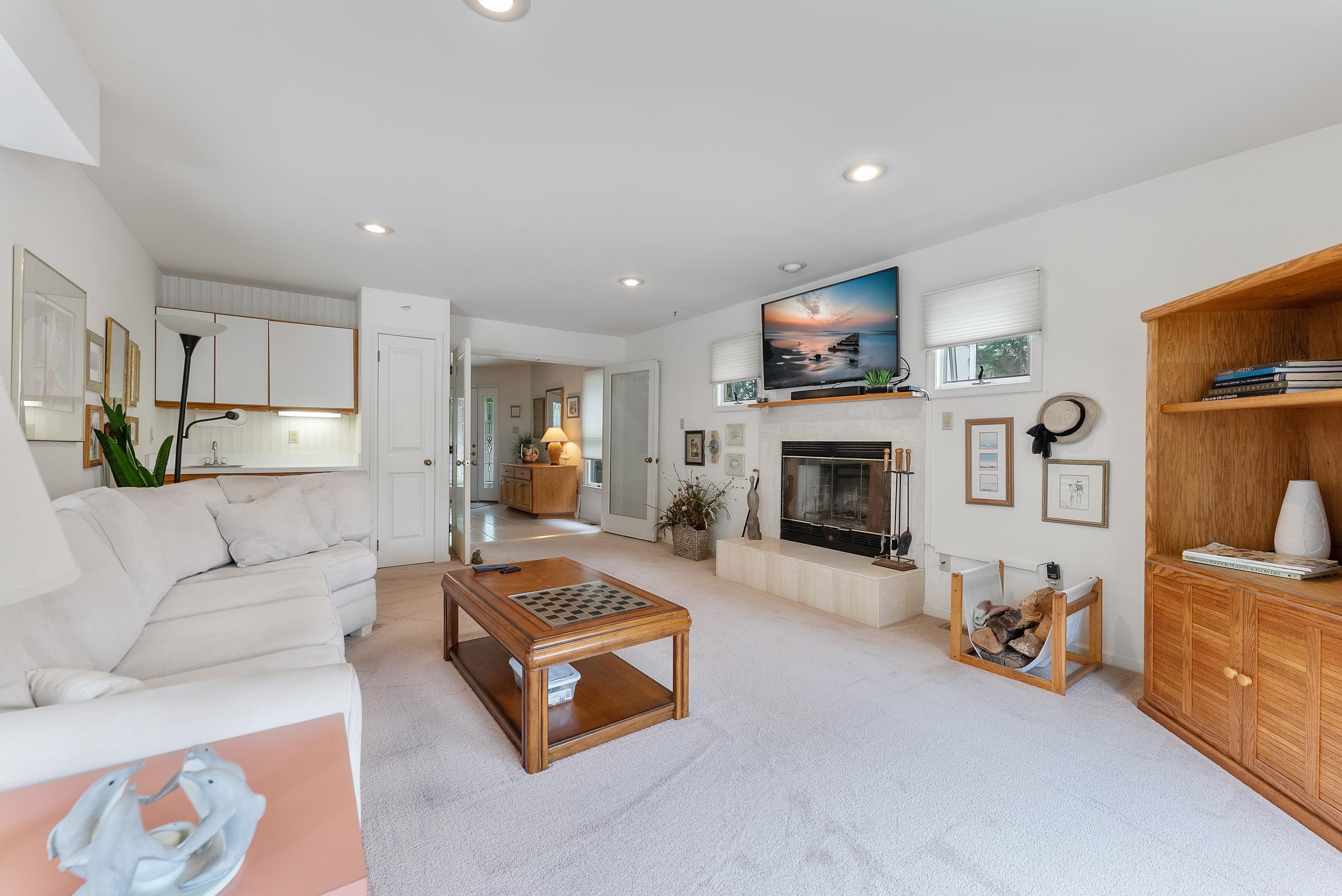 53 E 25th Street - Picture 8