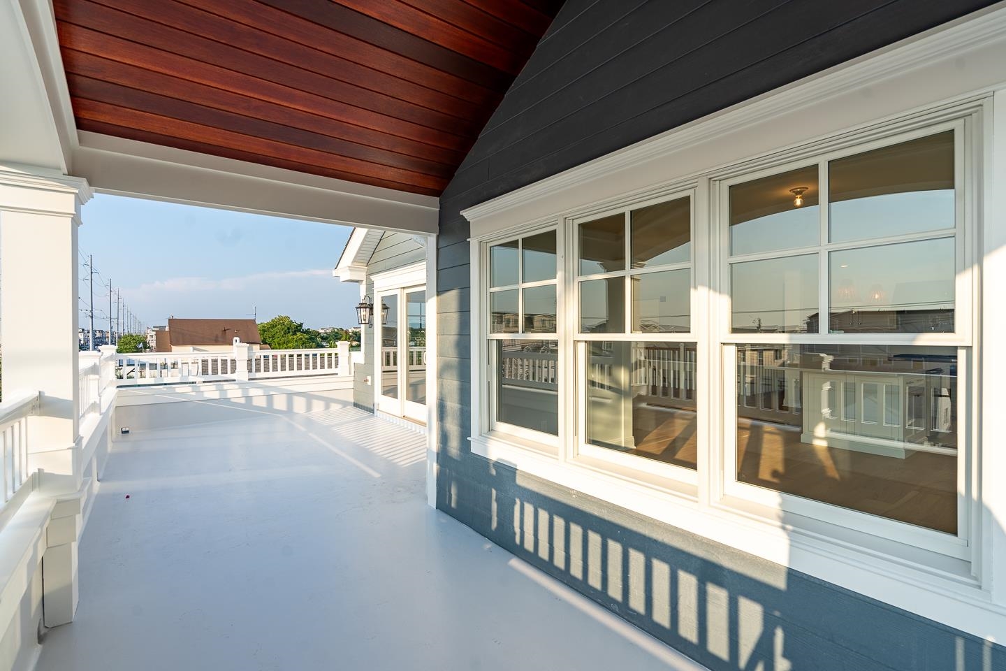 https://cdnparap40.paragonrels.com/ParagonImages/Property/P4/CAPEMAY/242216/11/0/0/a5c556f4ce34b7602812faa44ab1df5b/1/323c84cade29af22aad6dd280fcf822f/242216-95316e6a-7775-4d66-ab17-7df51ed15f88.JPG