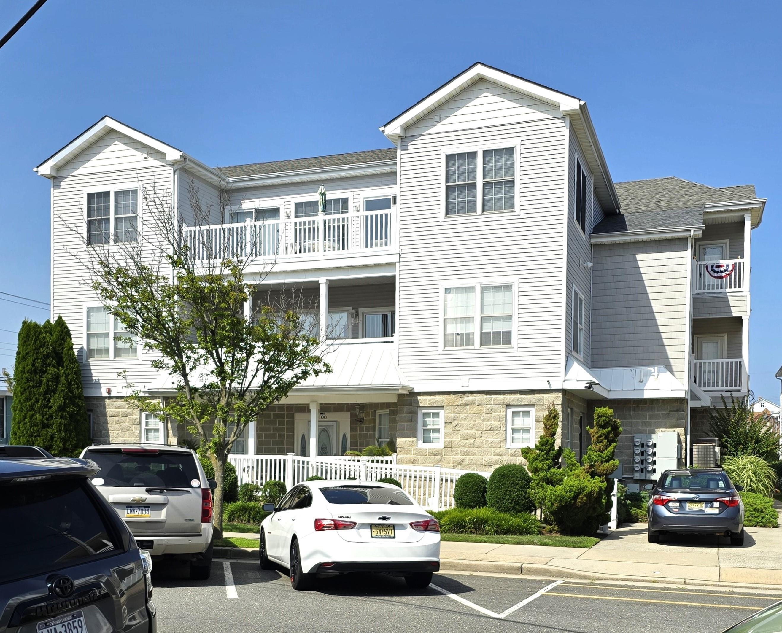 201 E Roberts Avenue- Wildwood