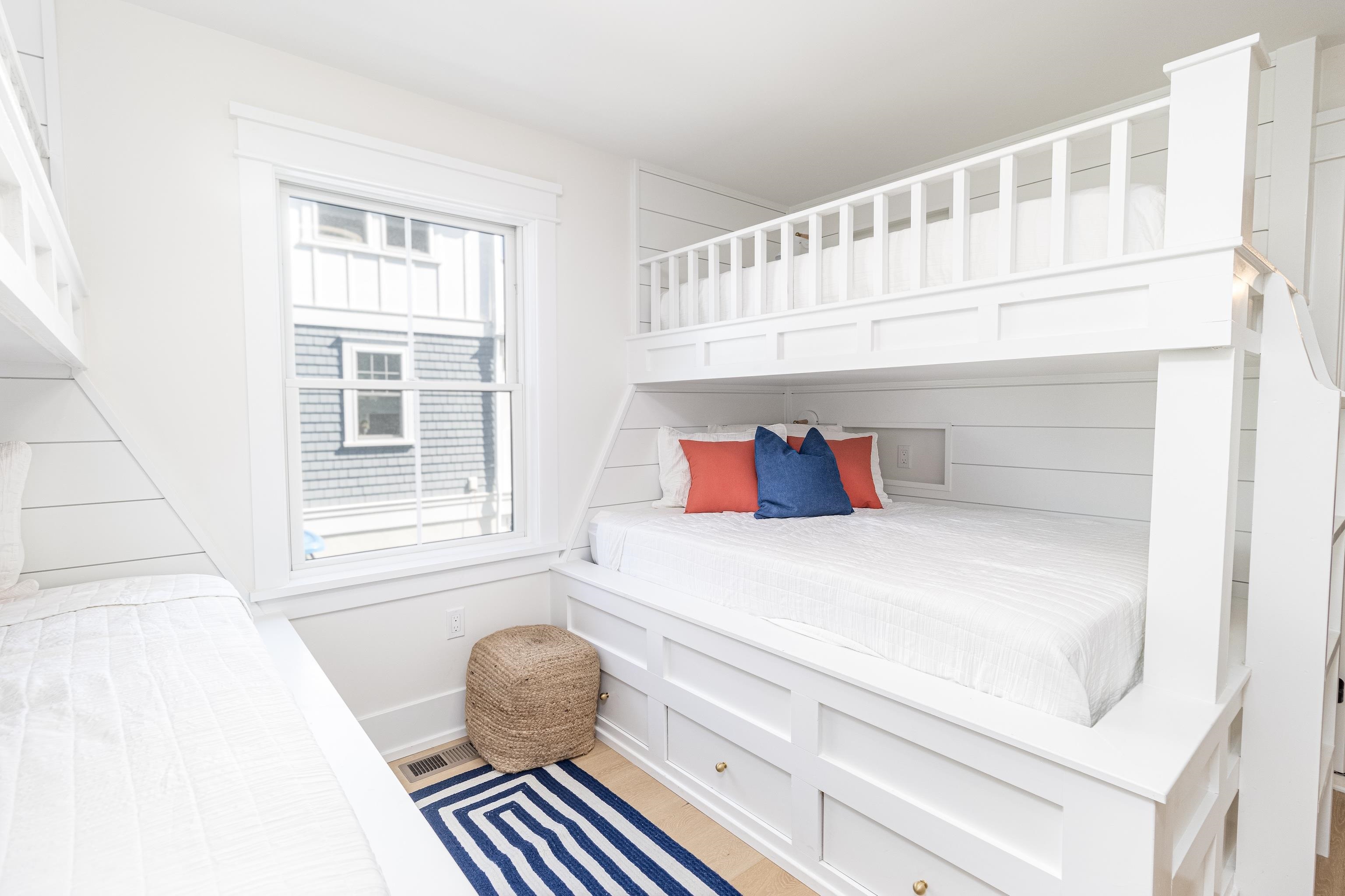 242 36th Street