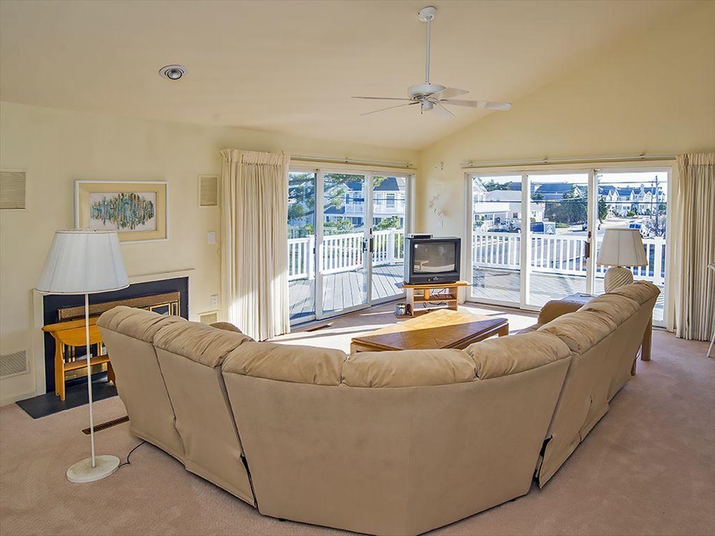 https://cdnparap40.paragonrels.com/ParagonImages/Property/P4/CAPEMAY/242550/4/0/0/d25465c85259e745fa45fc4b02f3c405/1/041f0b0b6f1bad45cc5ee03801590f38/242550-8e53859a-63fb-435e-b8fa-ea43f2f71ac4.JPG