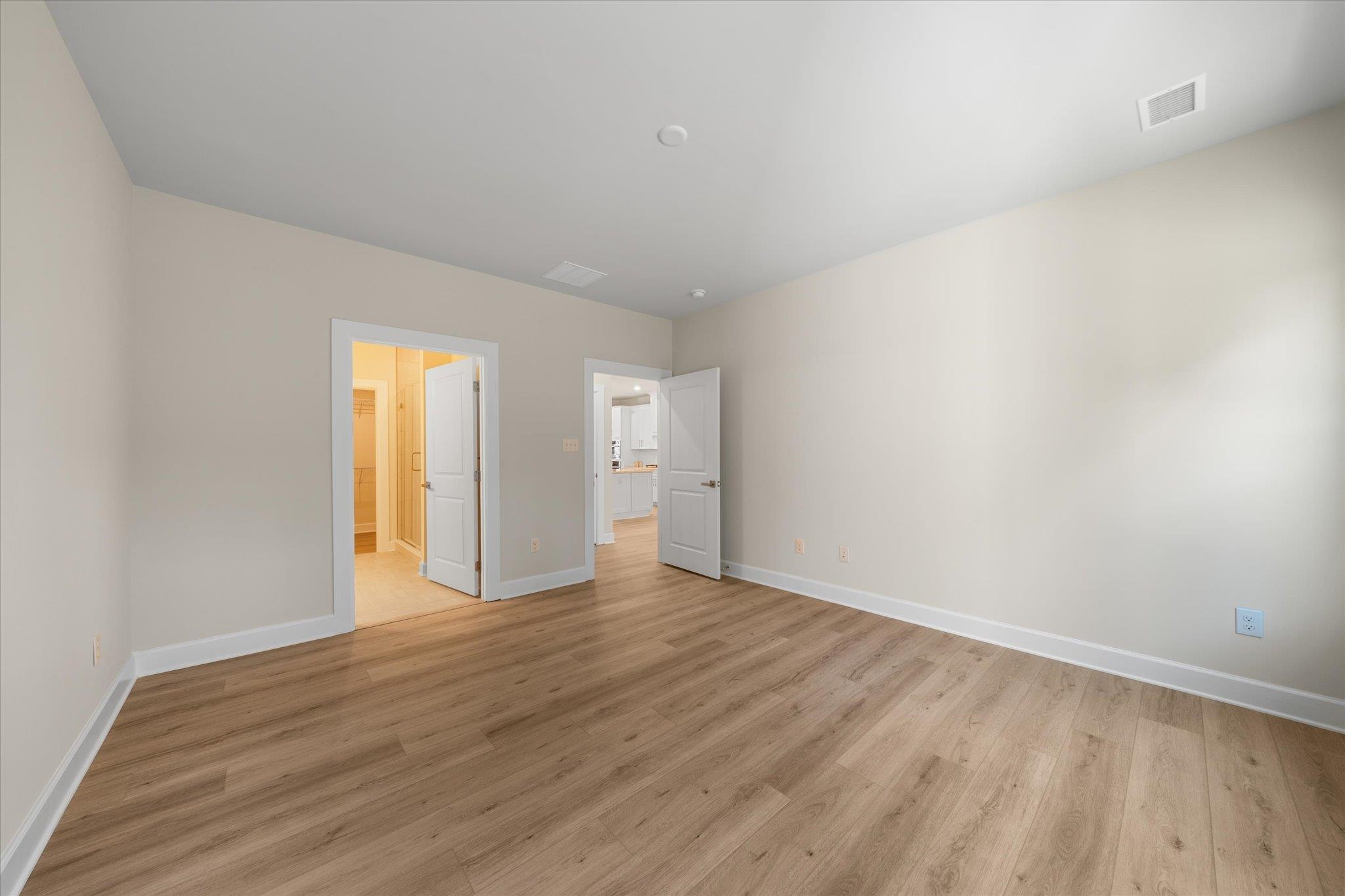 203 Southgate Road Road - Picture 16