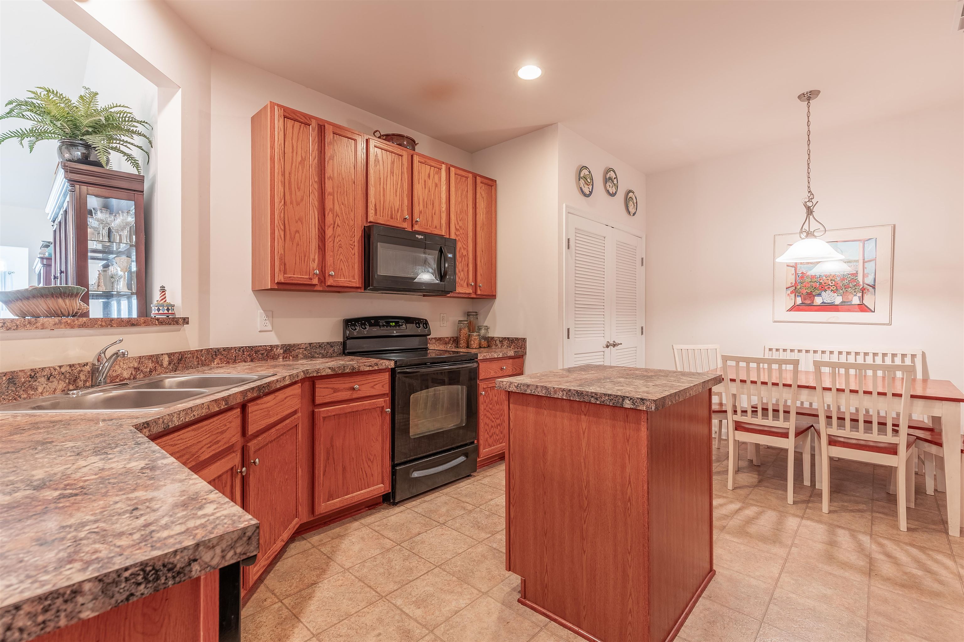 1806 Tidewater Avenue - Picture 6