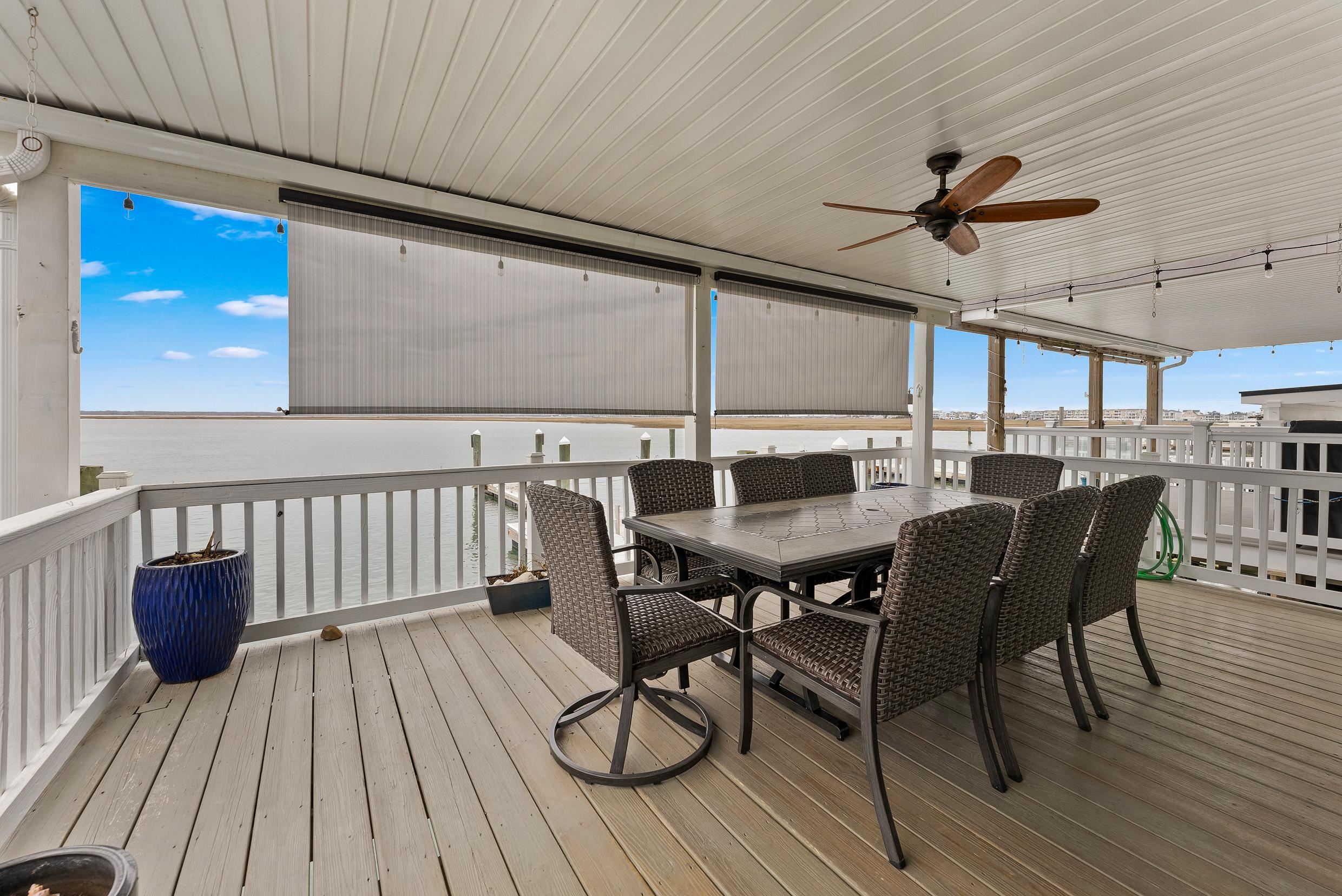 709 Beach Creek - Picture 22