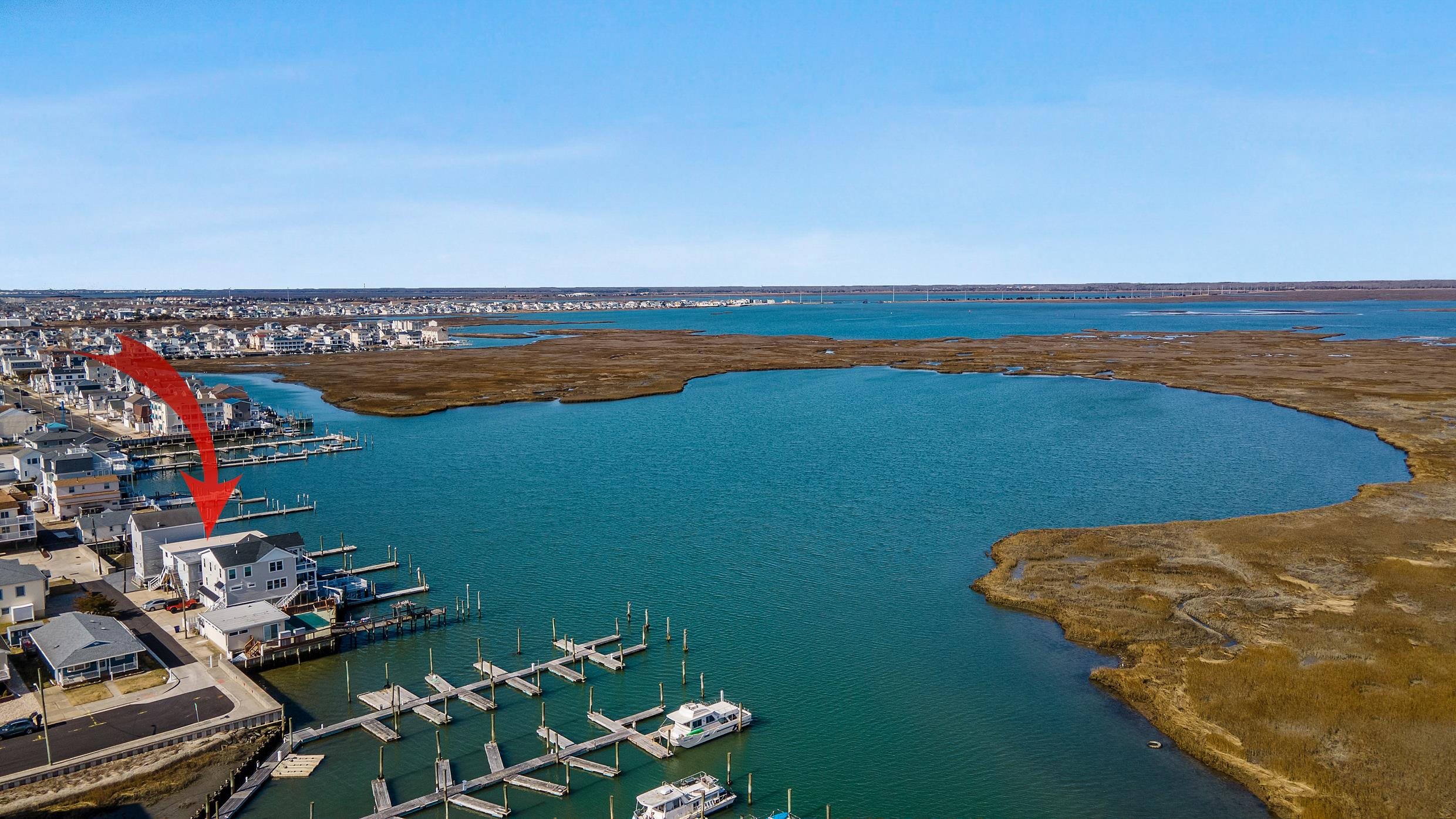 709 Beach Creek - Picture 4