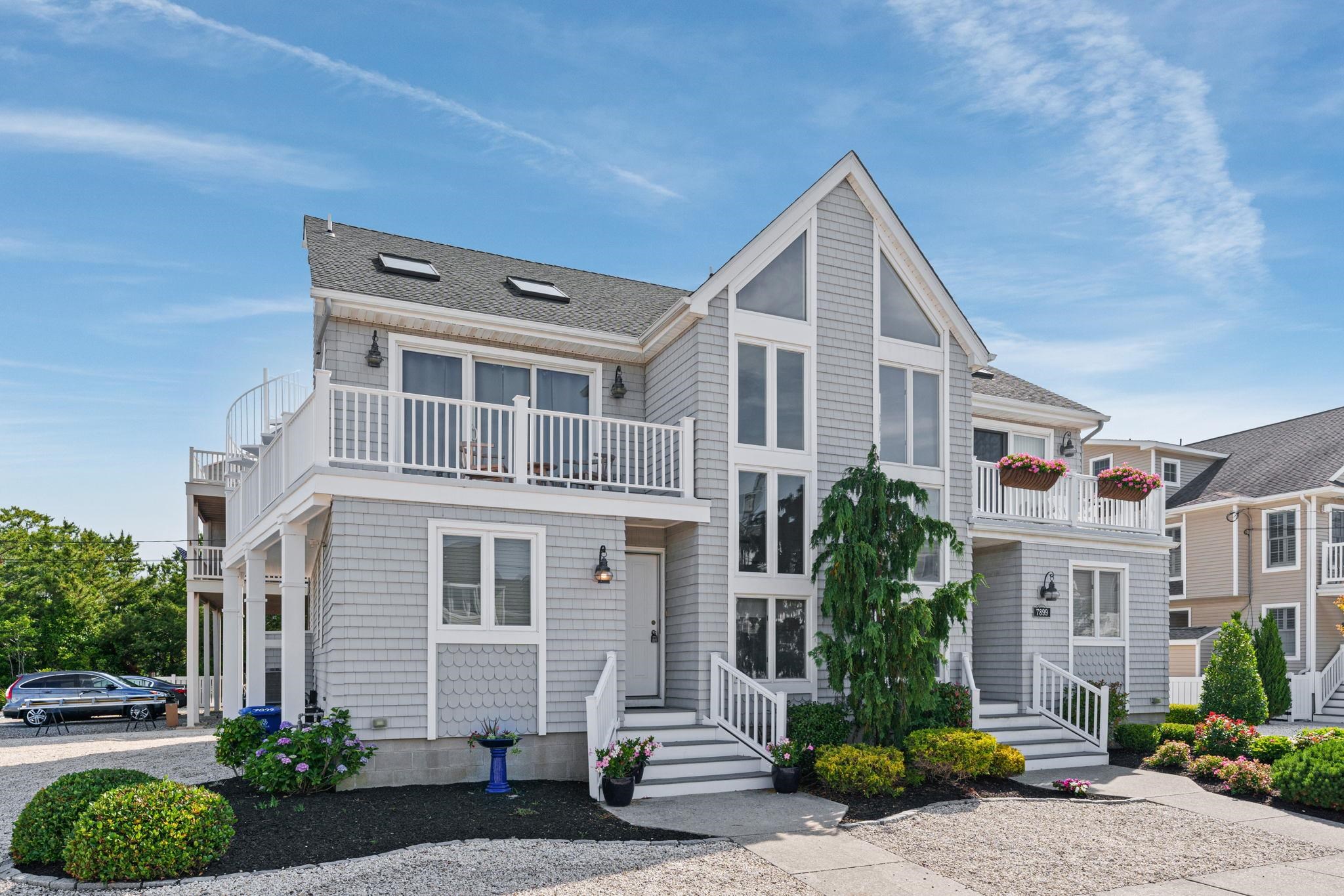 7899 Sunset Drive - Avalon