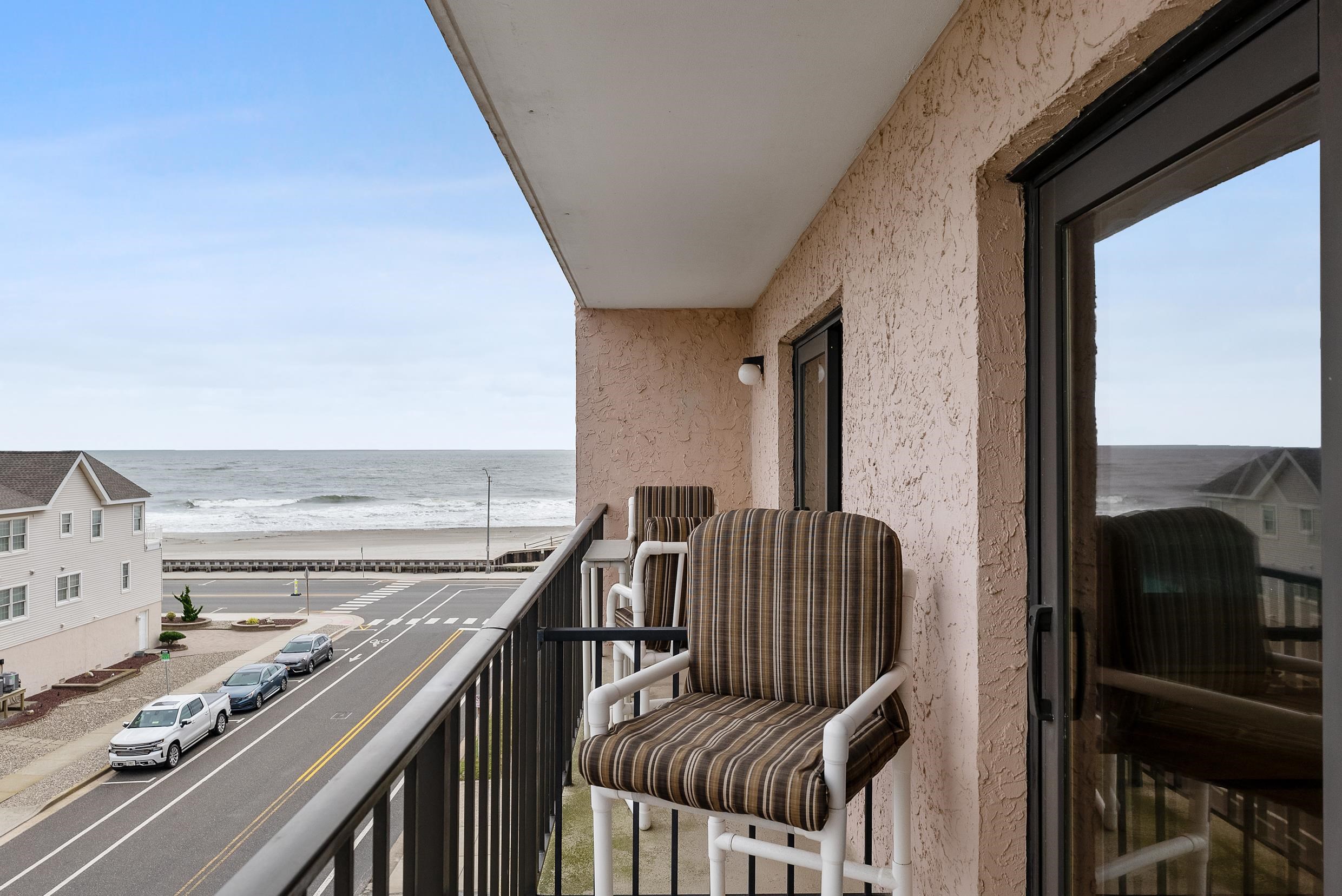 500 Kennedy Drive - Picture 10