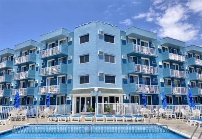 225 E Wildwood Avenue- Wildwood