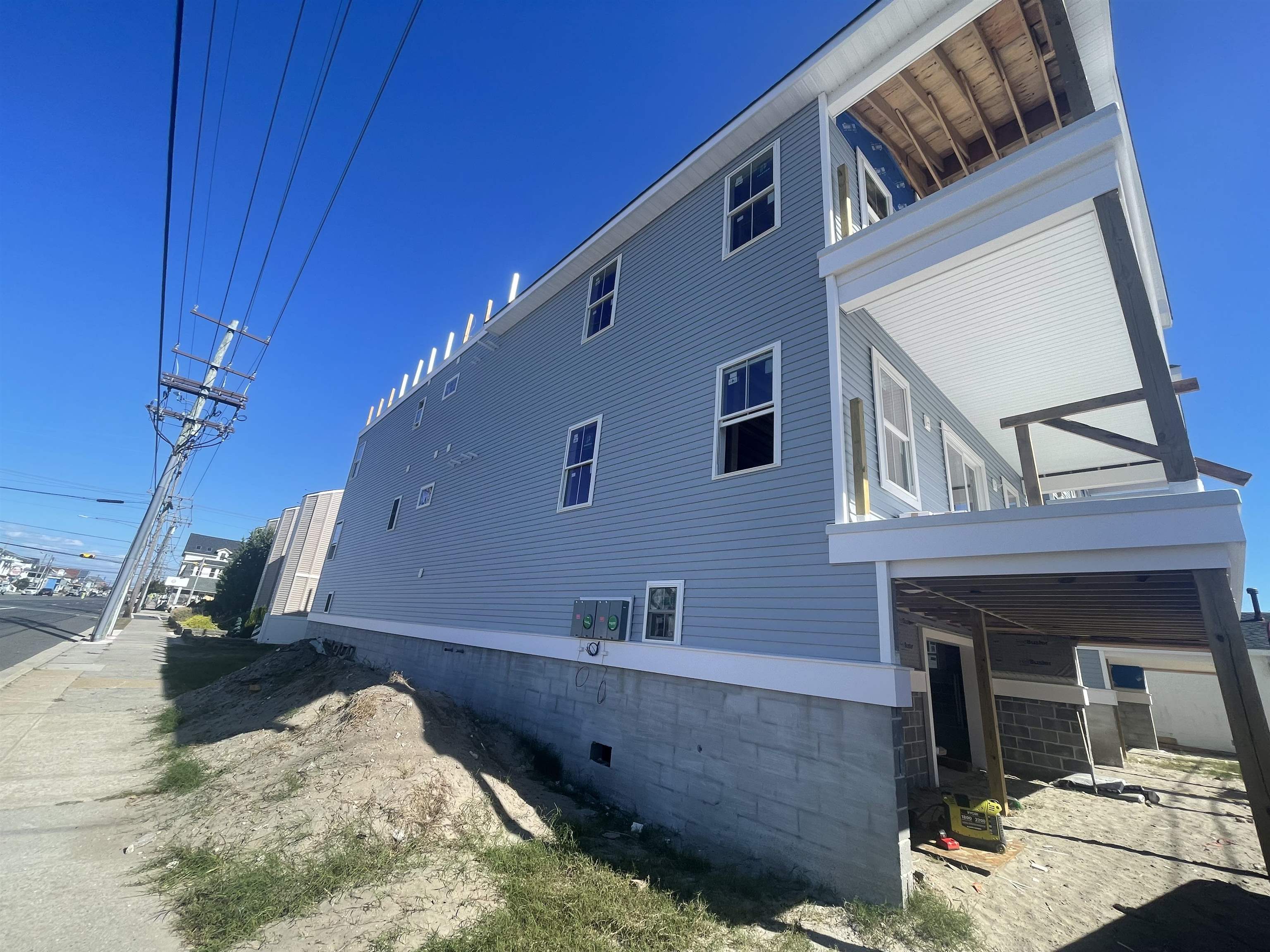 247 W Oak Avenue - Picture 17