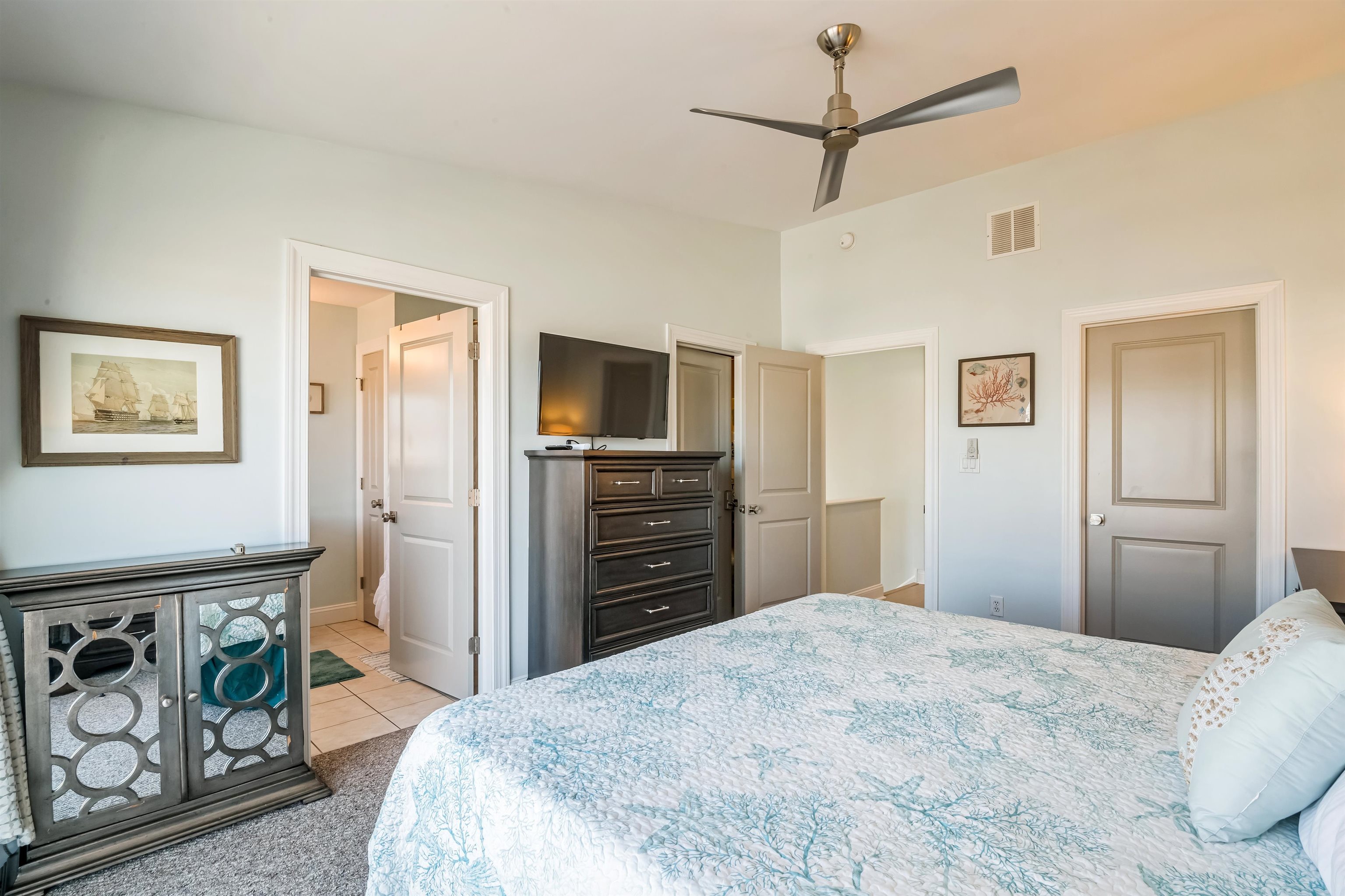 434 E 24th Avenue - Picture 17