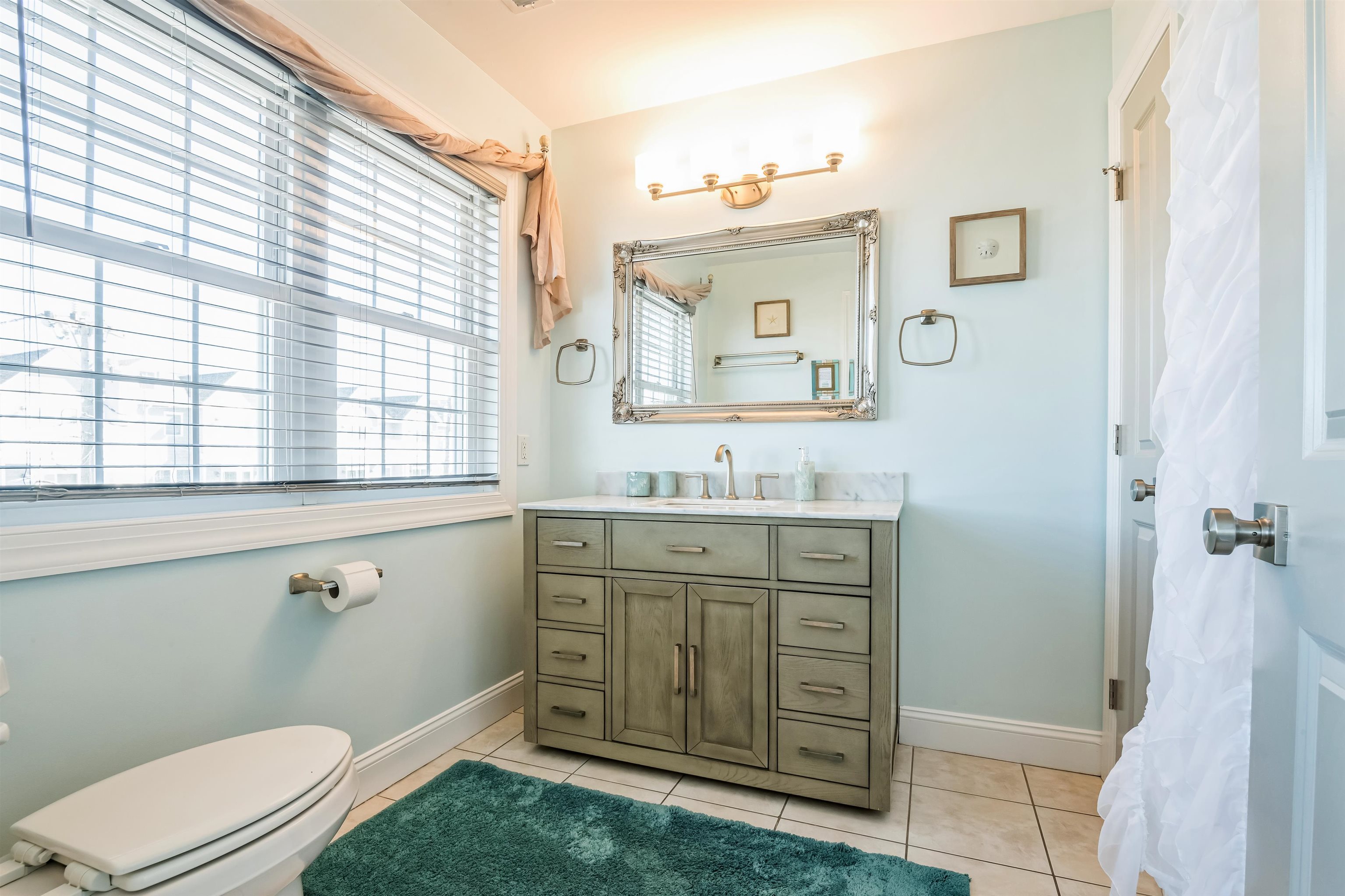 434 E 24th Avenue - Picture 18