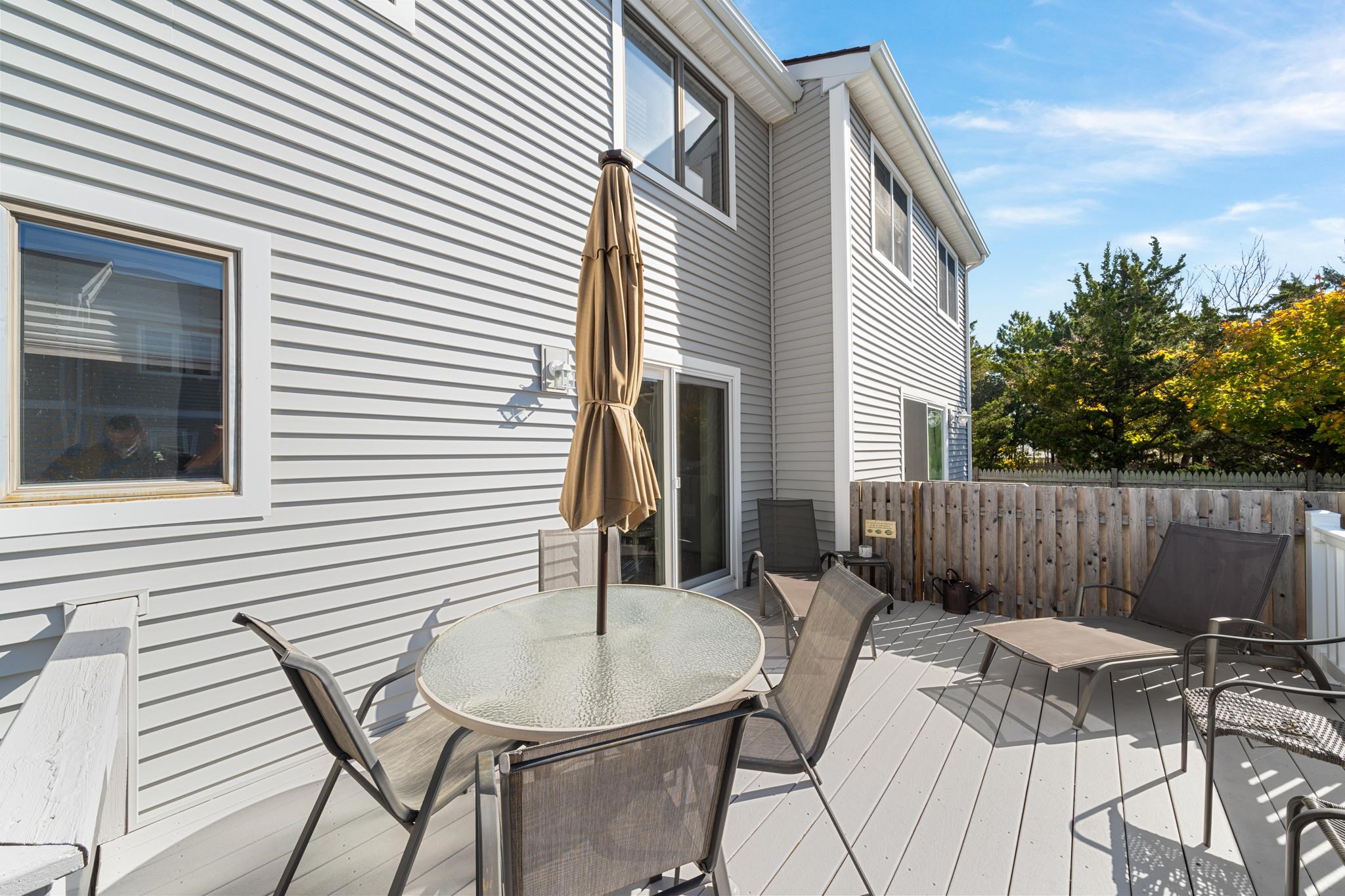 https://cdnparap40.paragonrels.com/ParagonImages/Property/P4/CAPEMAY/243198/19/0/0/7fcf6c88e0d979321b4f8ac12a2bbab1/1/e71fbf039c8eddd8bd63c91dc5768481/243198-f58ca26a-7651-49f0-9475-4f9be86430fd.JPG
