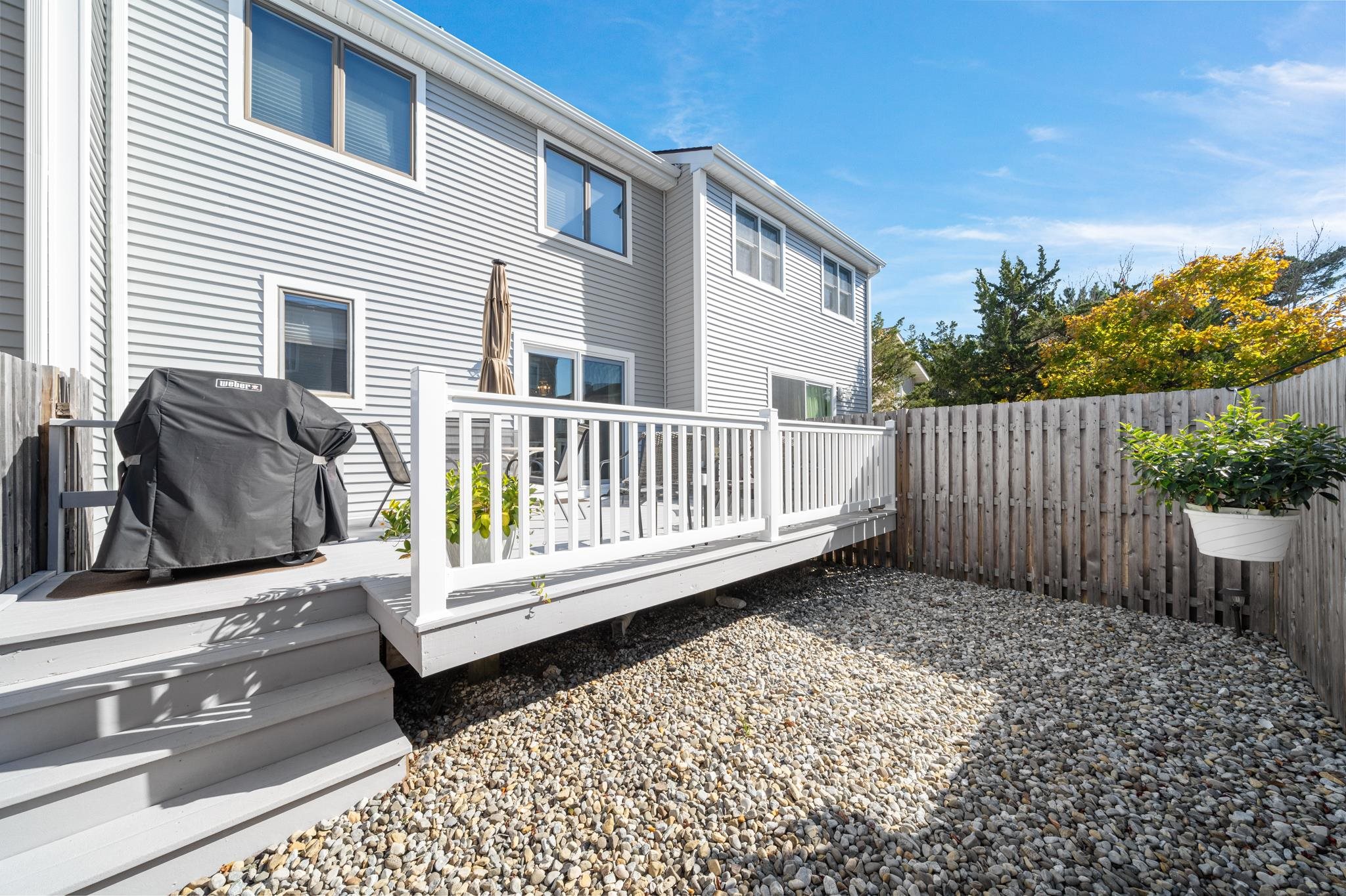 https://cdnparap40.paragonrels.com/ParagonImages/Property/P4/CAPEMAY/243198/20/0/0/c98fc9297f2c473926f177a52b050eaf/1/e71fbf039c8eddd8bd63c91dc5768481/243198-5e7891bd-8998-4df3-bc4c-fc5af9129592.JPG