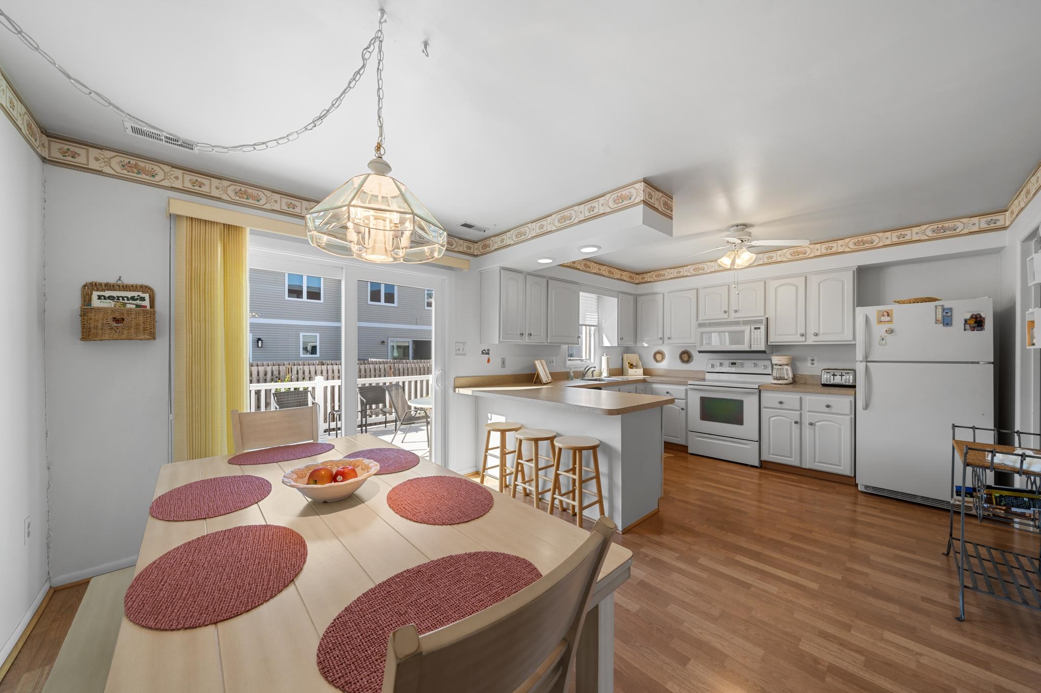 https://cdnparap40.paragonrels.com/ParagonImages/Property/P4/CAPEMAY/243198/8/0/0/fbc635a4795e9e5933677a2aceb74fed/1/e71fbf039c8eddd8bd63c91dc5768481/243198-c423beac-3797-44b9-8daa-1bcc34737f04.JPG