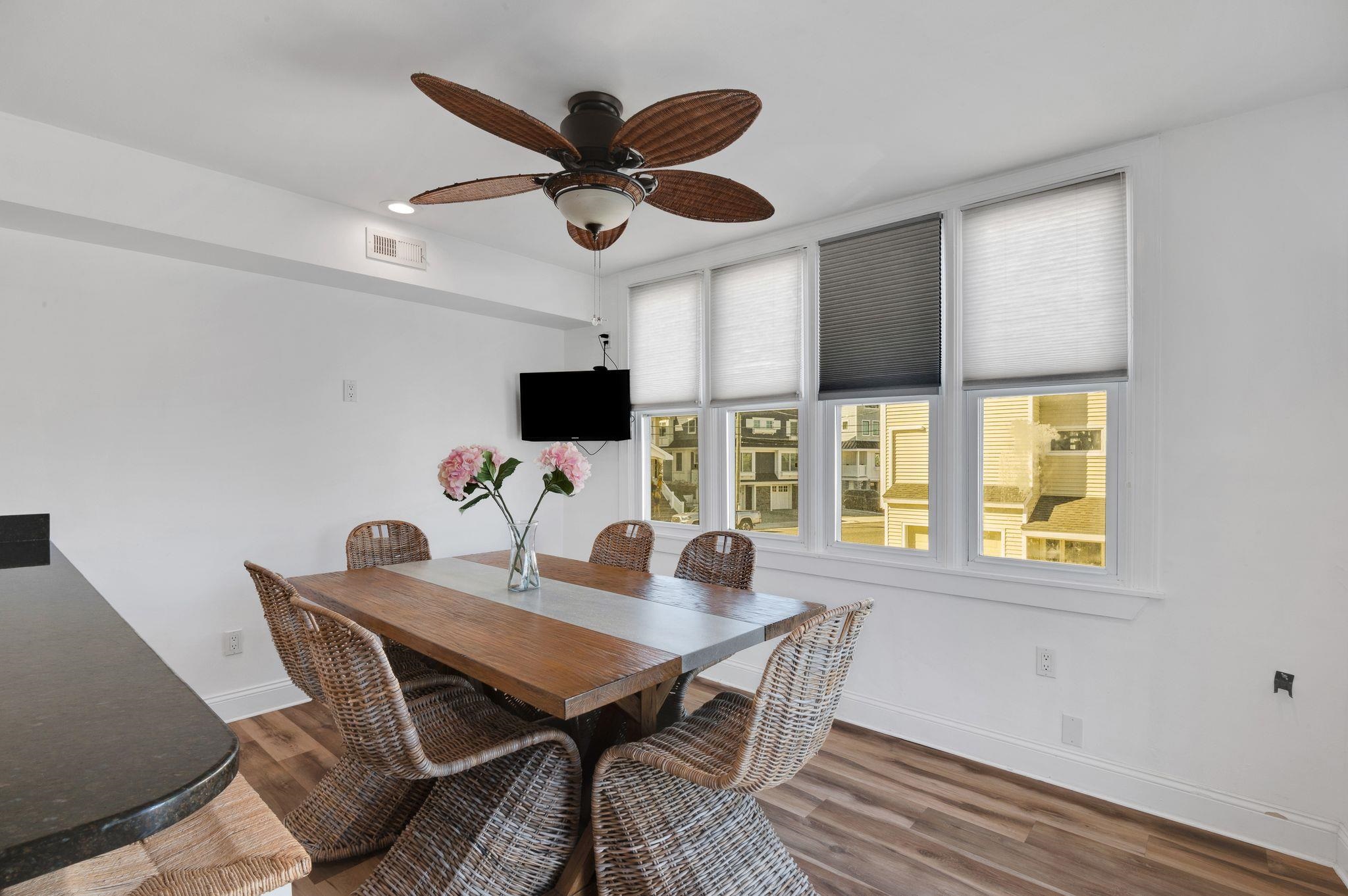 694 21st Street - Picture 15