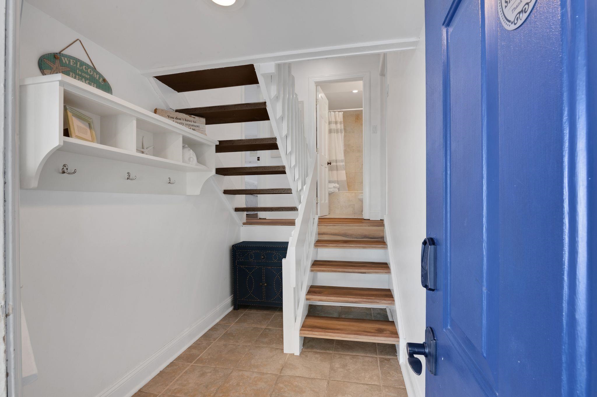 694 21st Street - Picture 2
